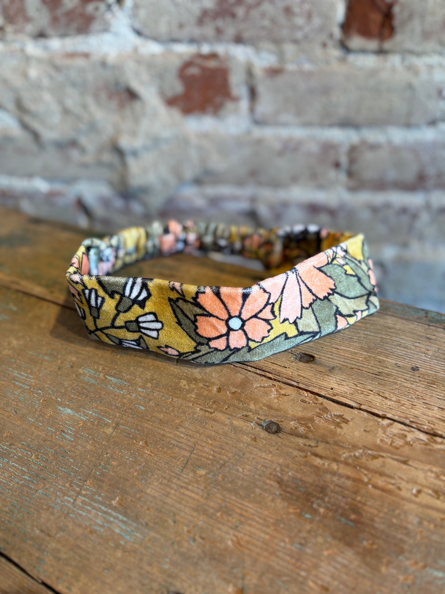 The Daisy Velvet Headband