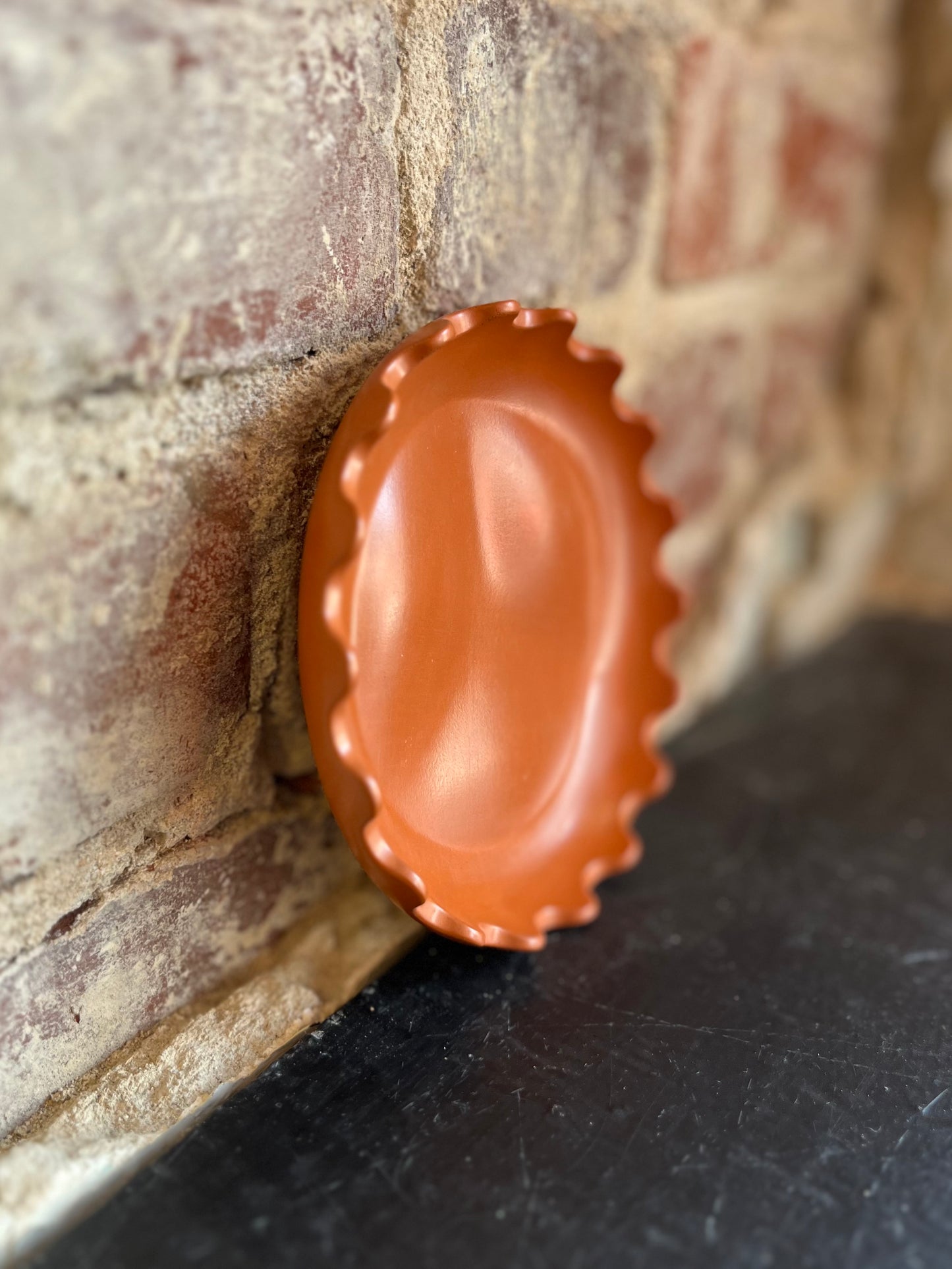 Scalloped Edge Tray - Terracotta