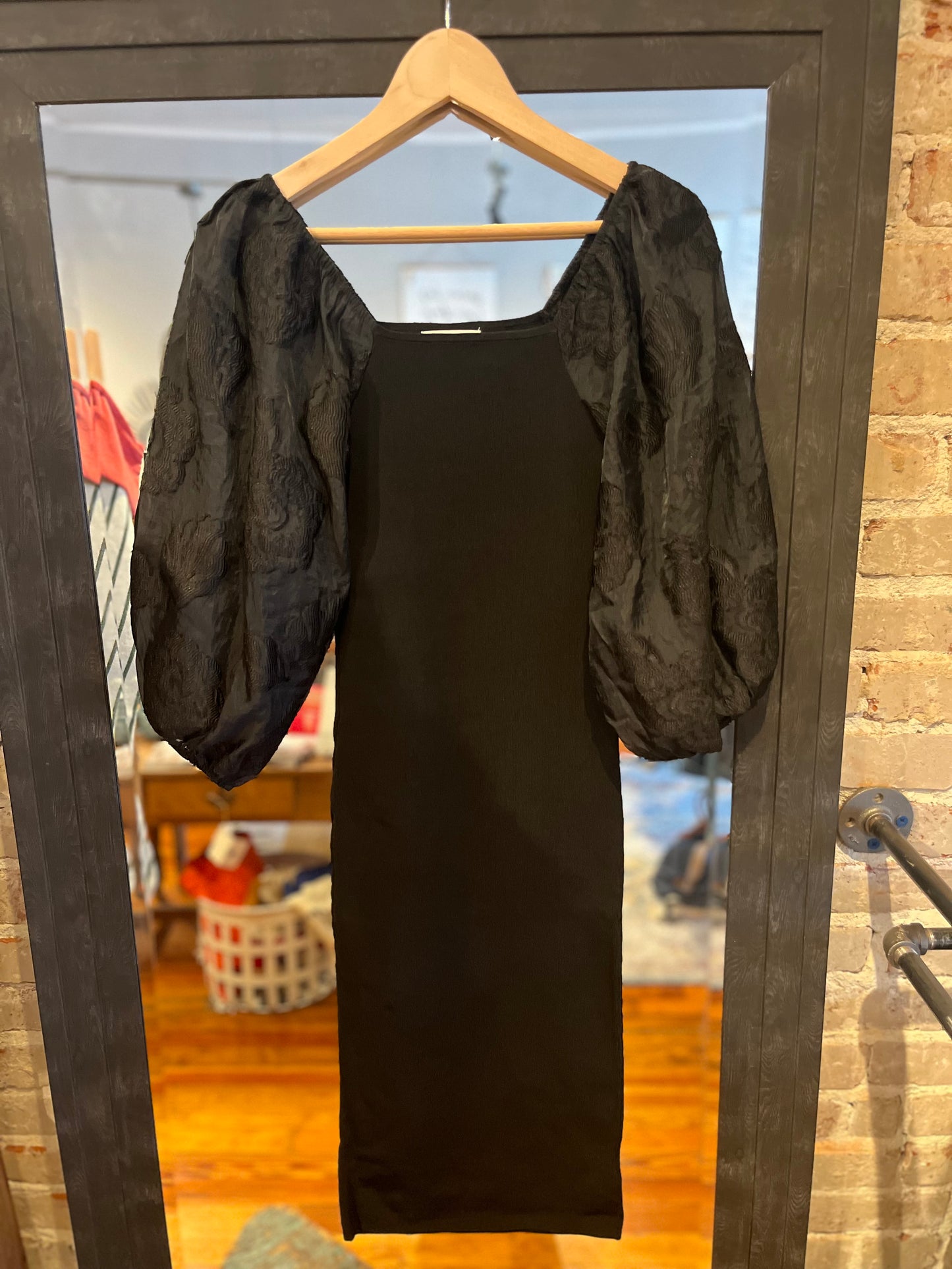 Classy Puff Sleeve Black Dress