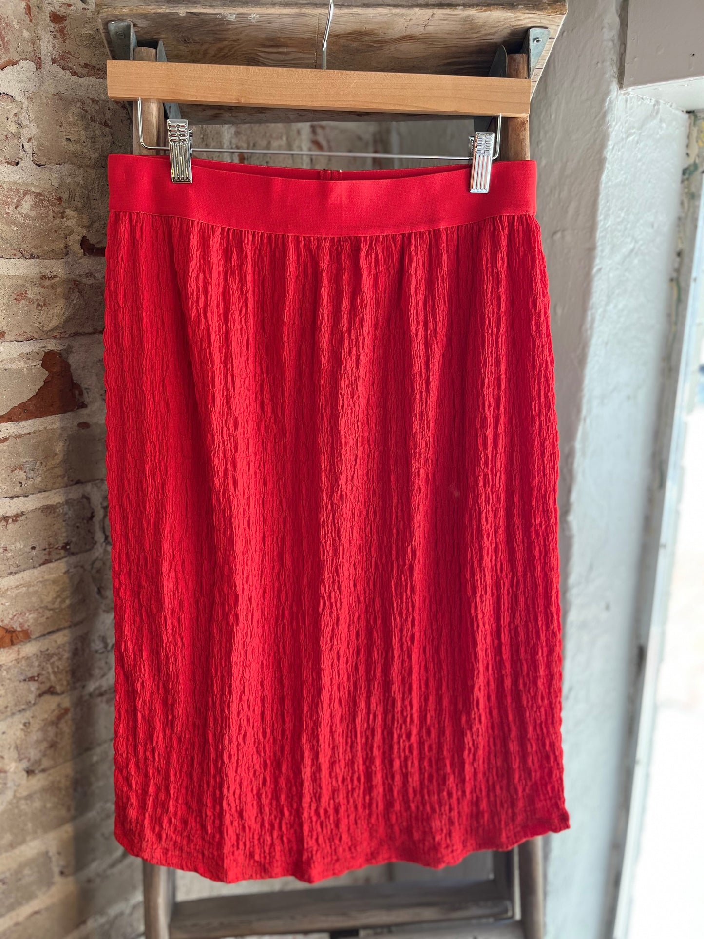 Popcorn Textured Midi Skirt -Bright Red