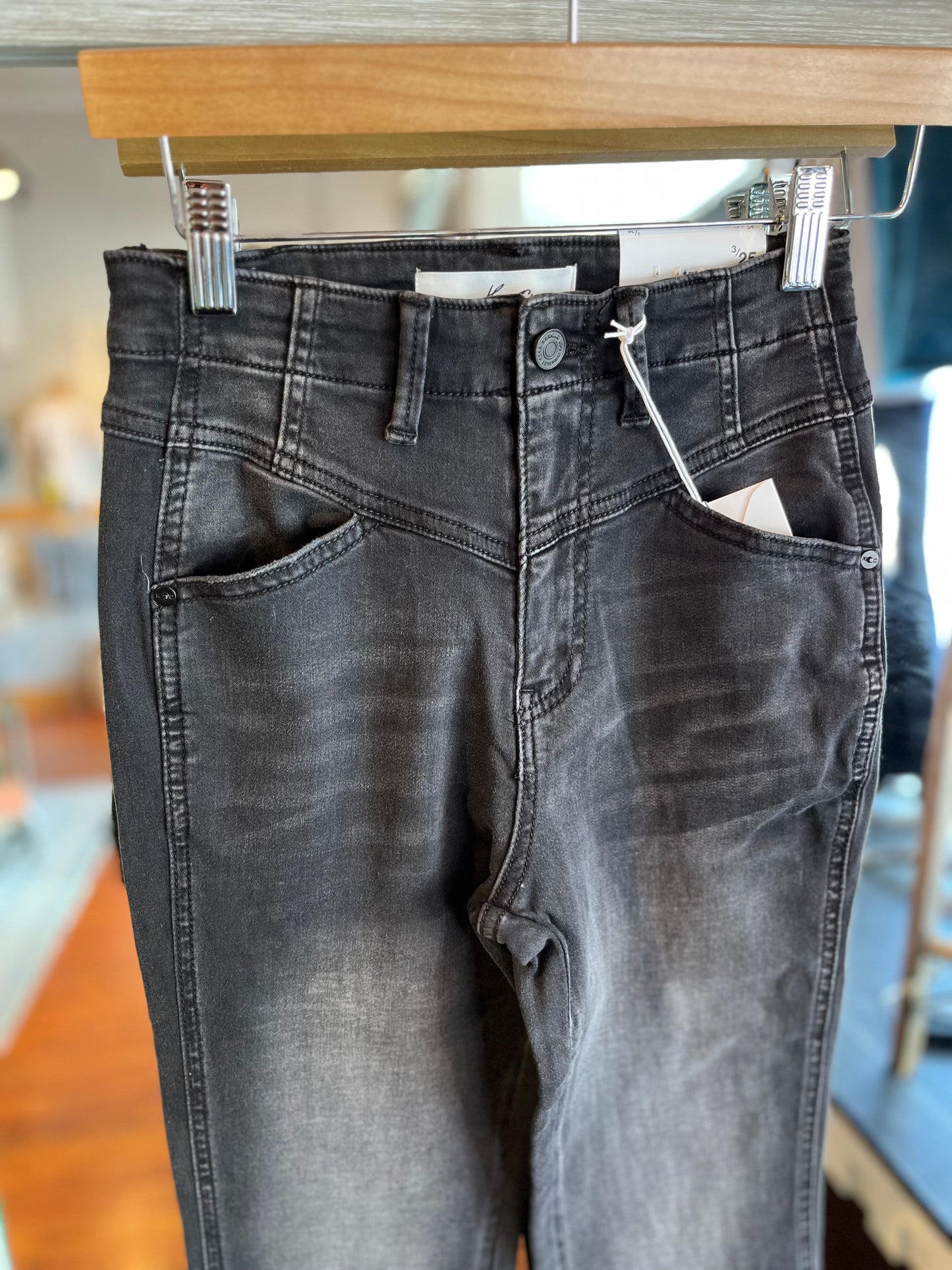 High Rise Flare- Black
