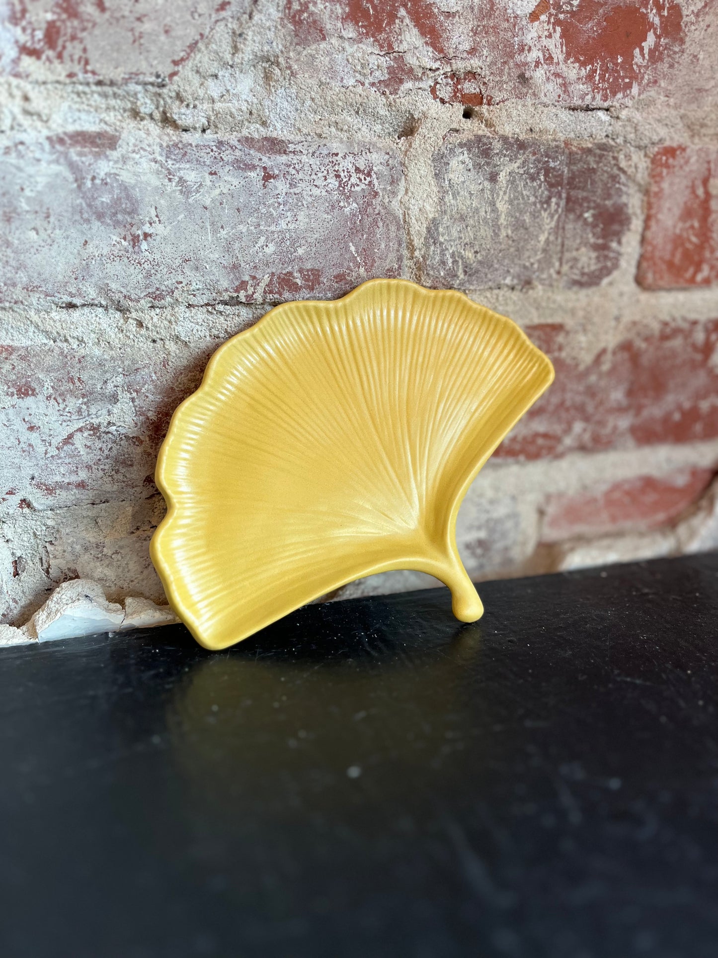 Ginkgo Leaf Tray