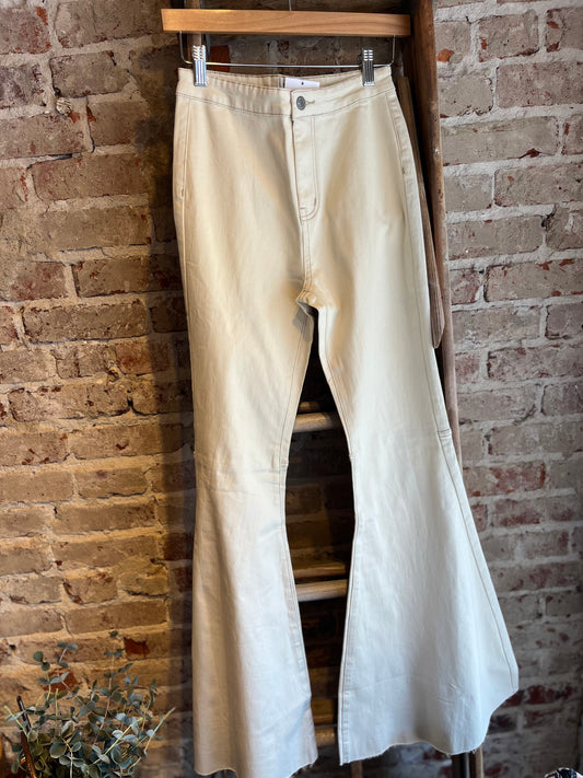 Raw Hem Bell Bottom - Off White Denim