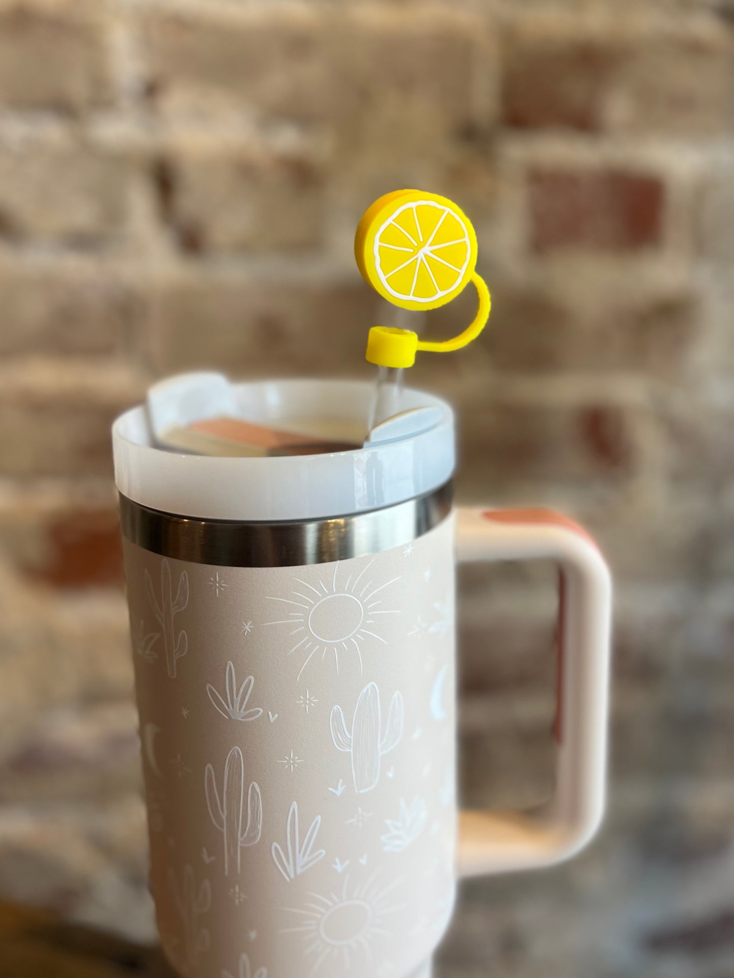 Lemon Straw Cover