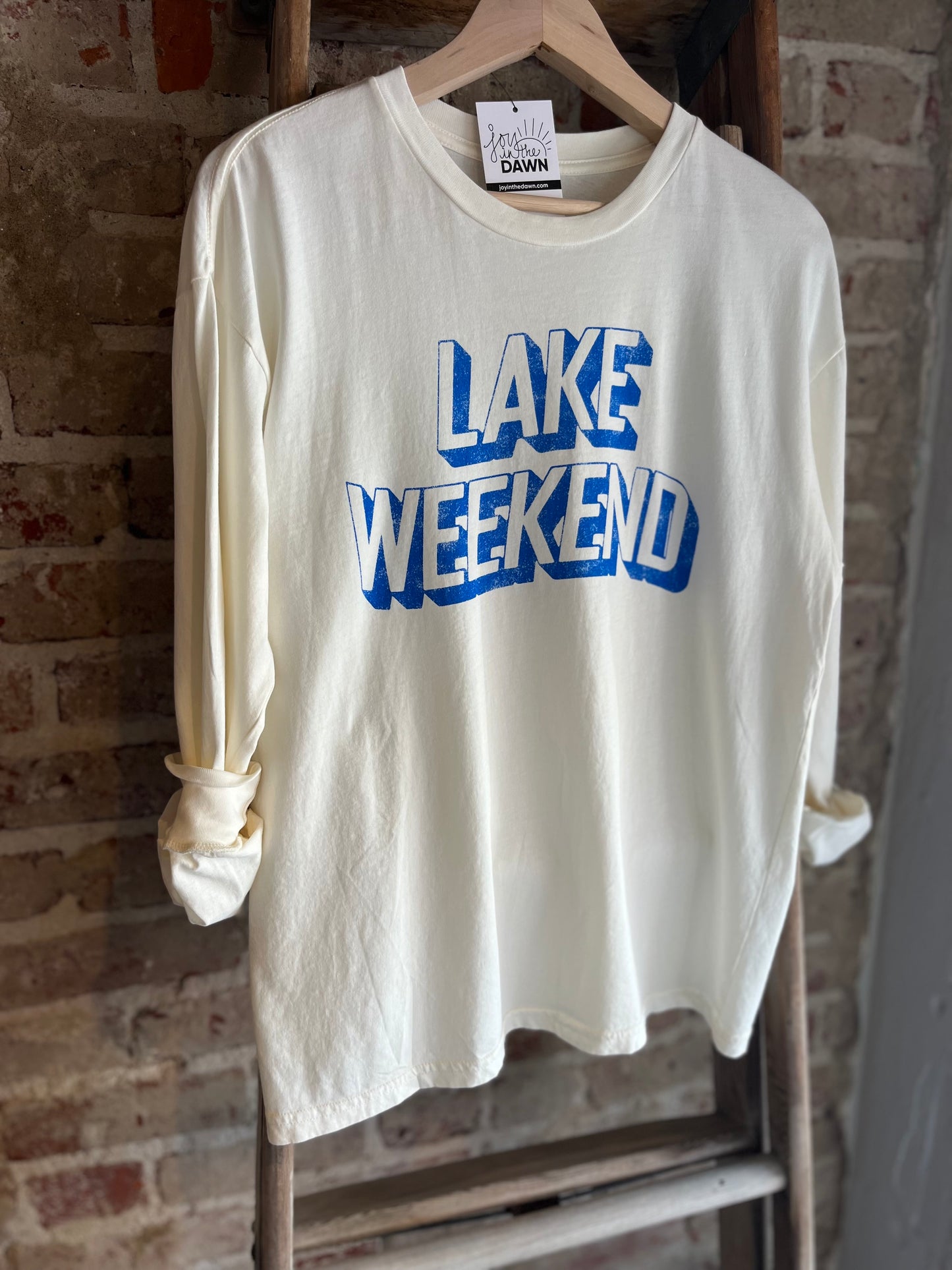 Lake Weekend Long Sleeve Tee- Cream