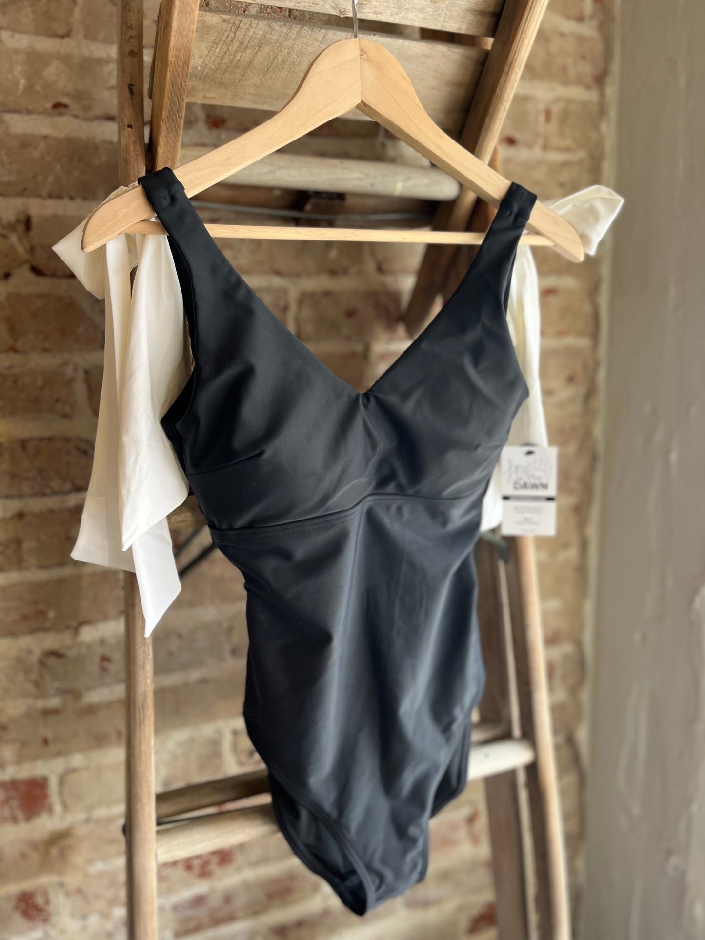 Santa Barbara Suit - Black Beauty