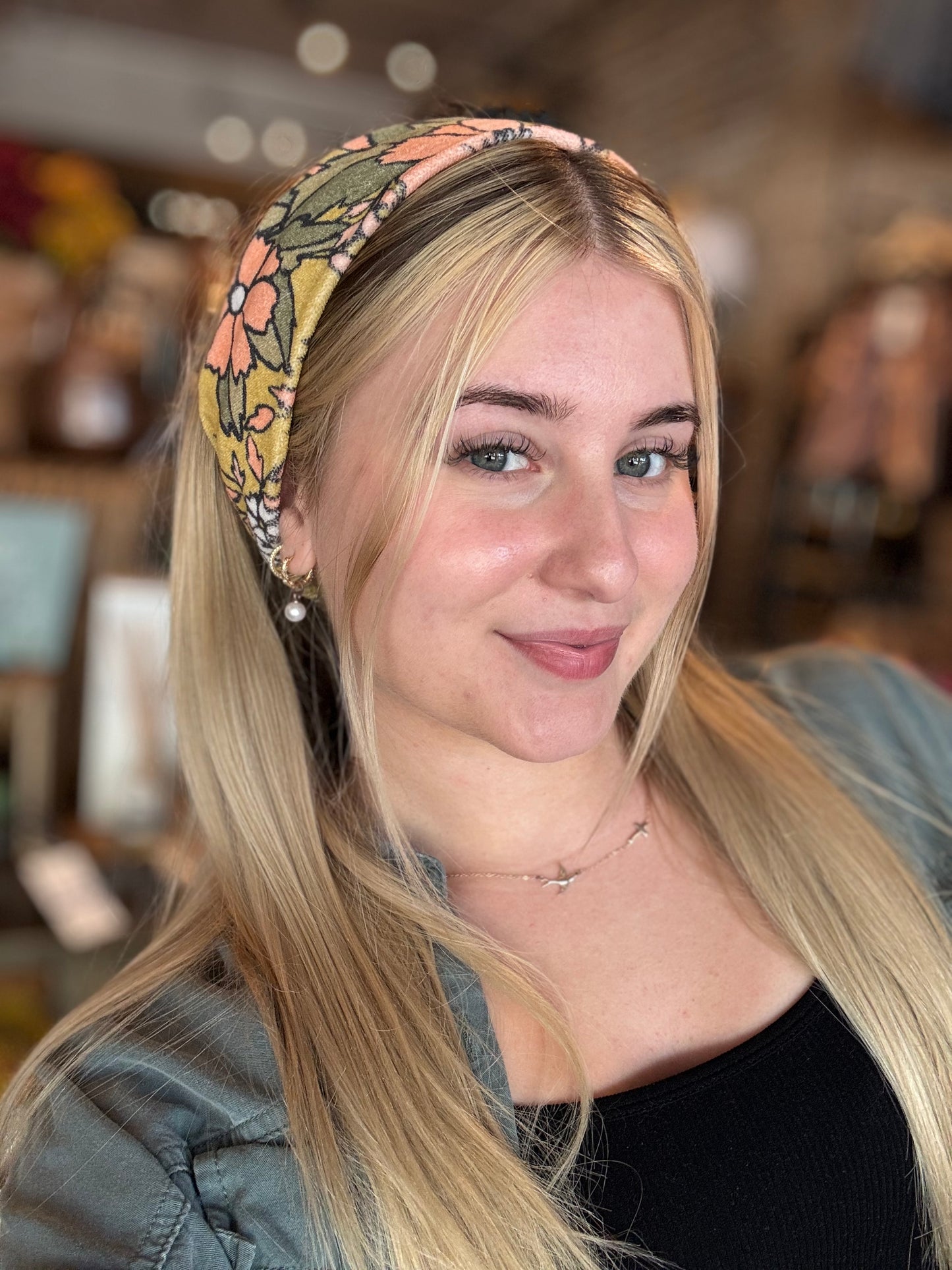 The Daisy Velvet Headband