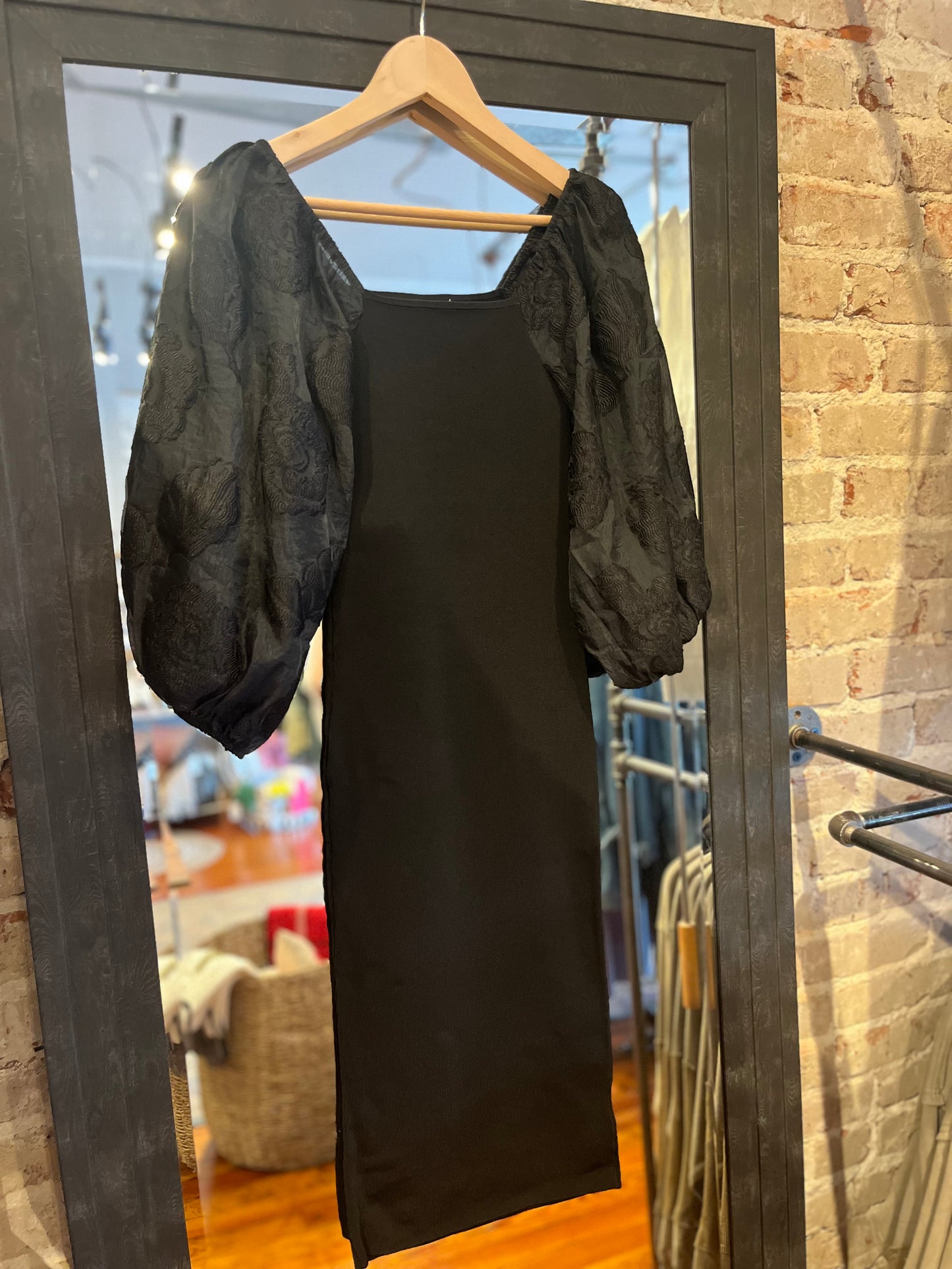 Classy Puff Sleeve Black Dress