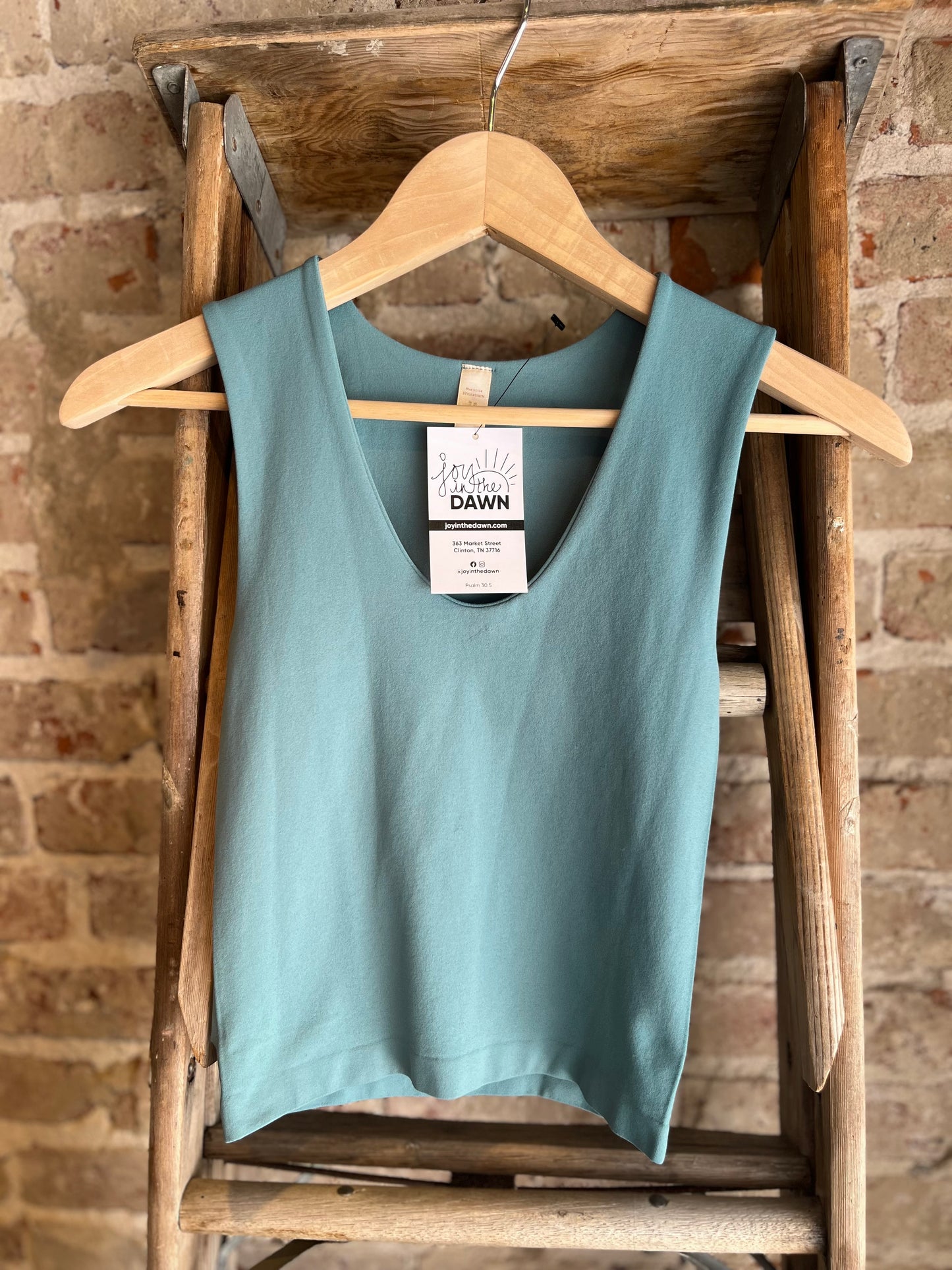 Double Layered Seamless Top- Teal