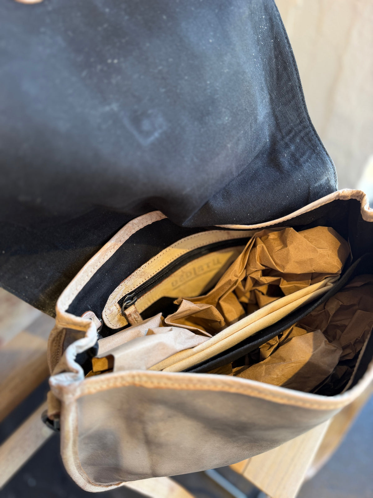 Sequoia Leather Bag - Rustic Gray