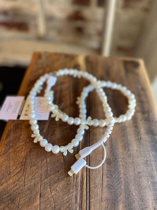 Pearl + Bow Bead Phone Charger