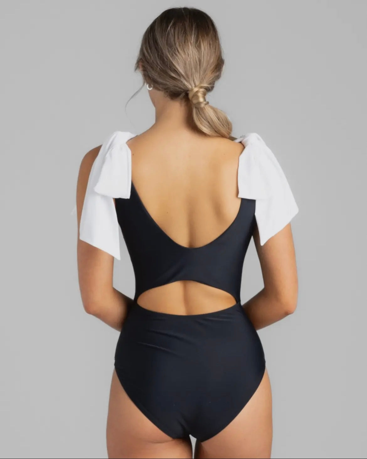 Santa Barbara Suit - Black Beauty
