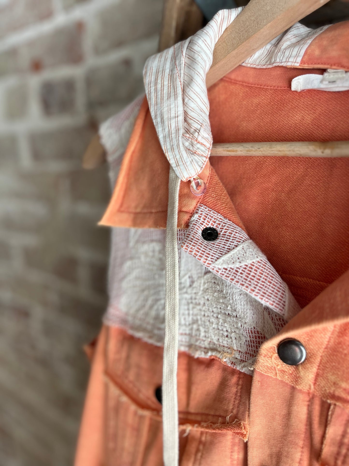 Lace & Ruffle Vest-Orange/Cream