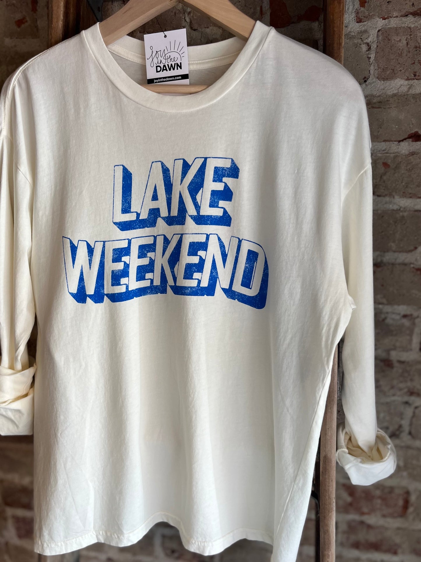Lake Weekend Long Sleeve Tee- Cream