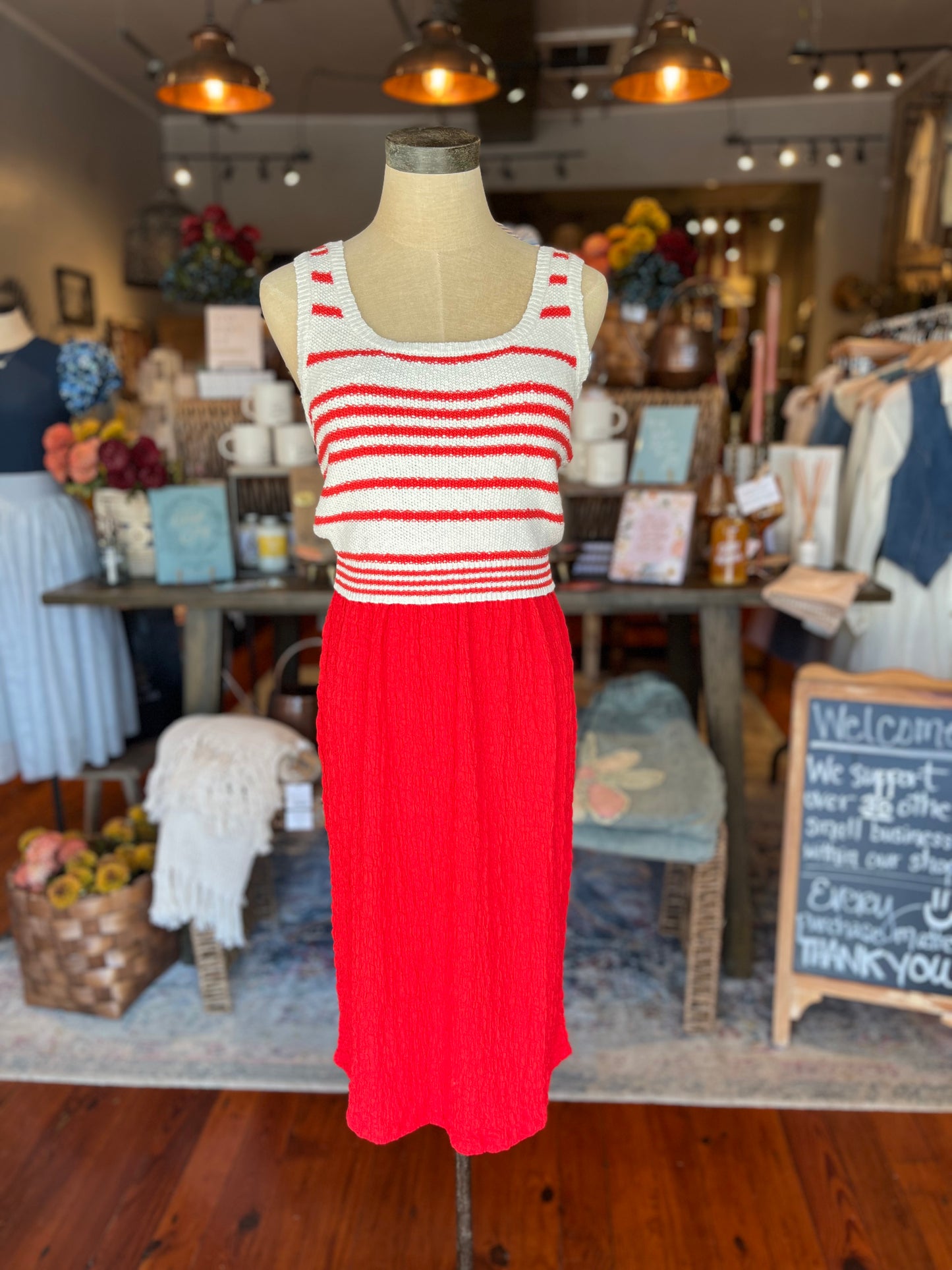 Popcorn Textured Midi Skirt -Bright Red