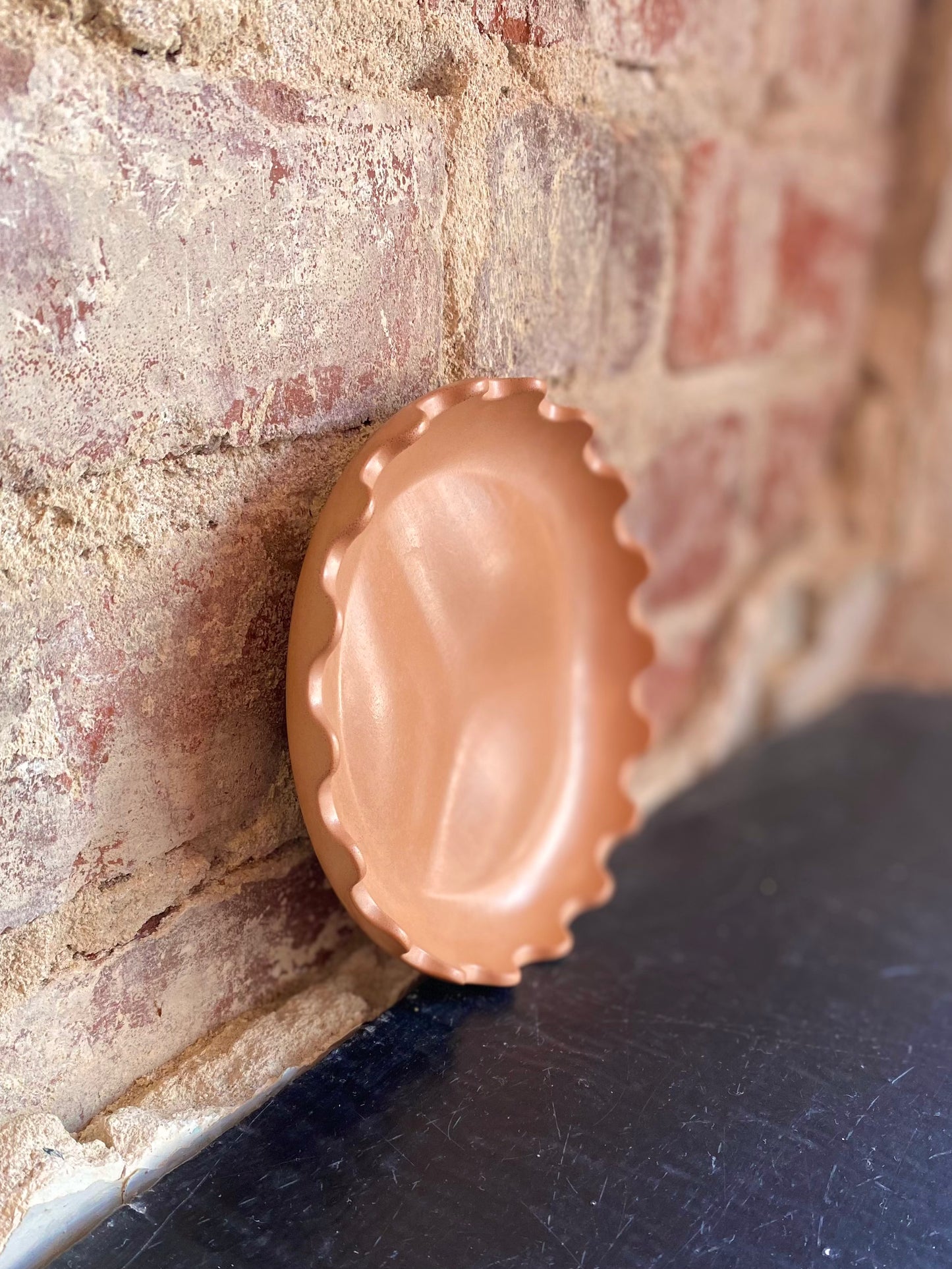 Scalloped Edge Tray - Buff