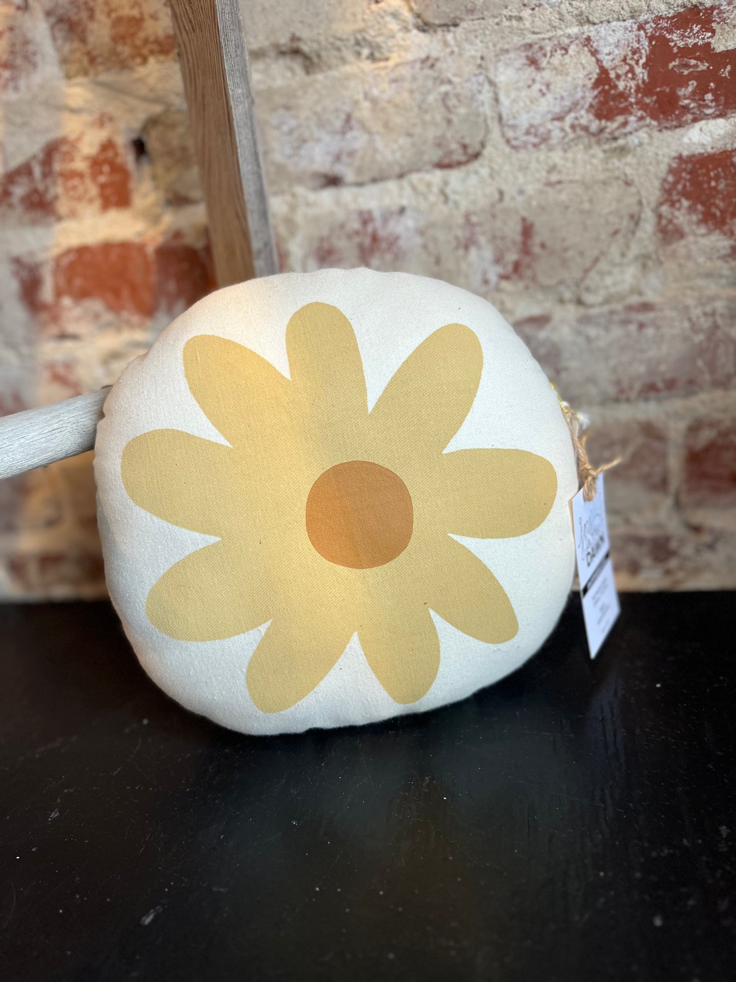Daisy Pillow