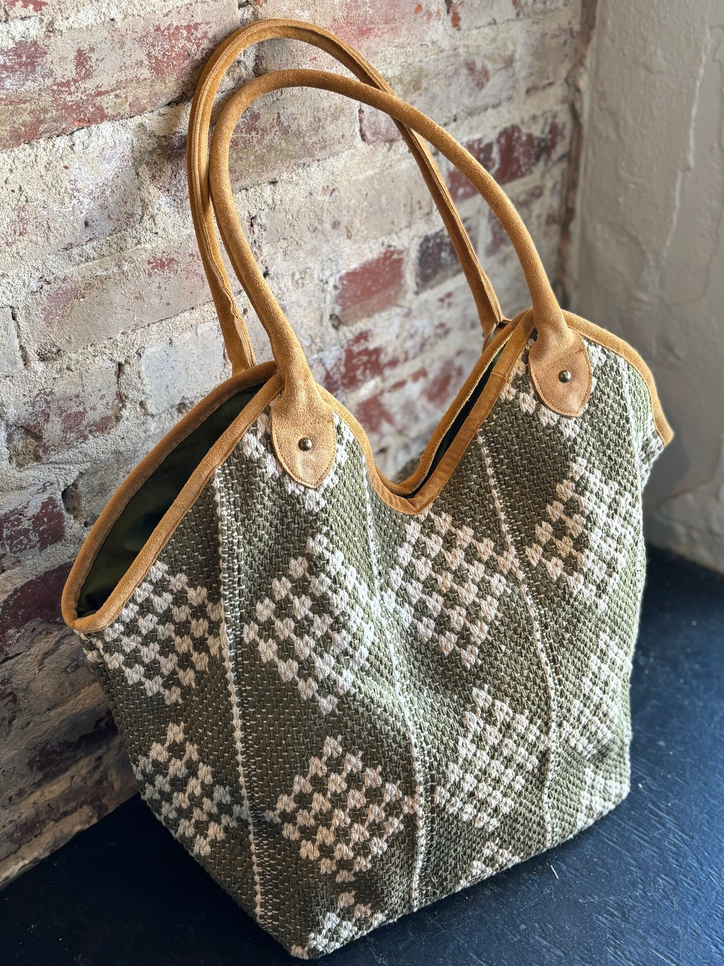Cotton Diamond Tote - Olive/Cream