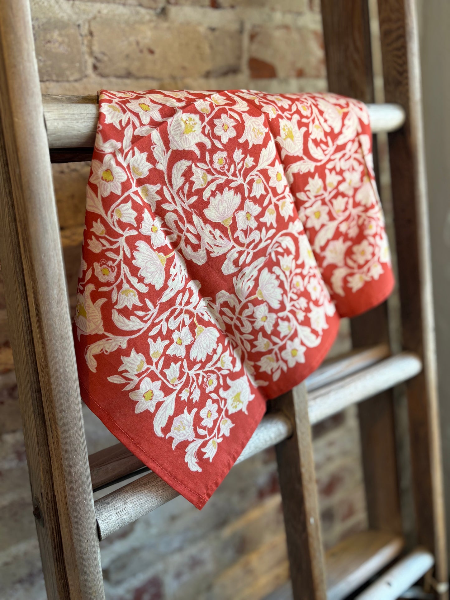 Delphine Bandana