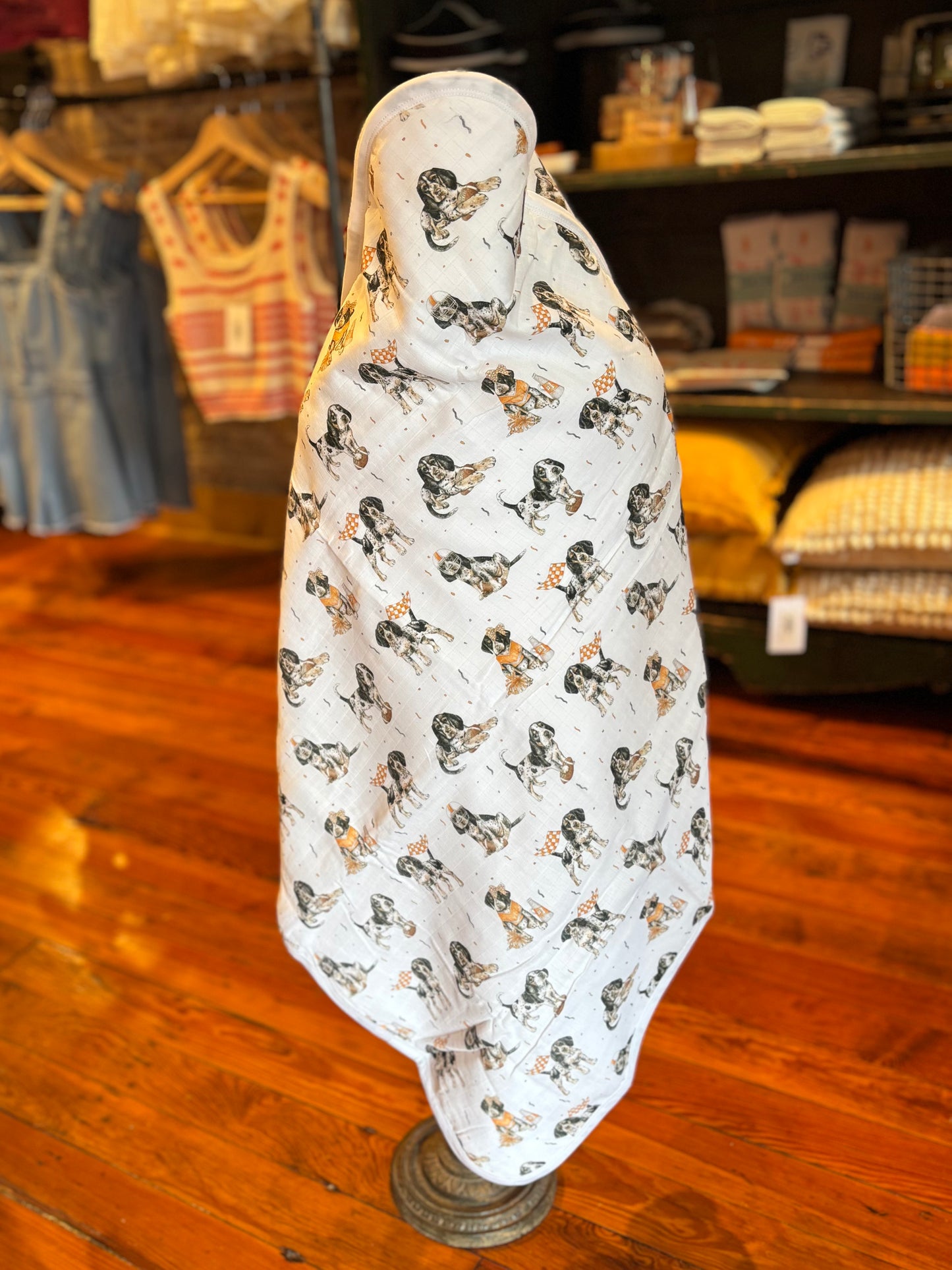 TN MVP Hooded Bath Towel
