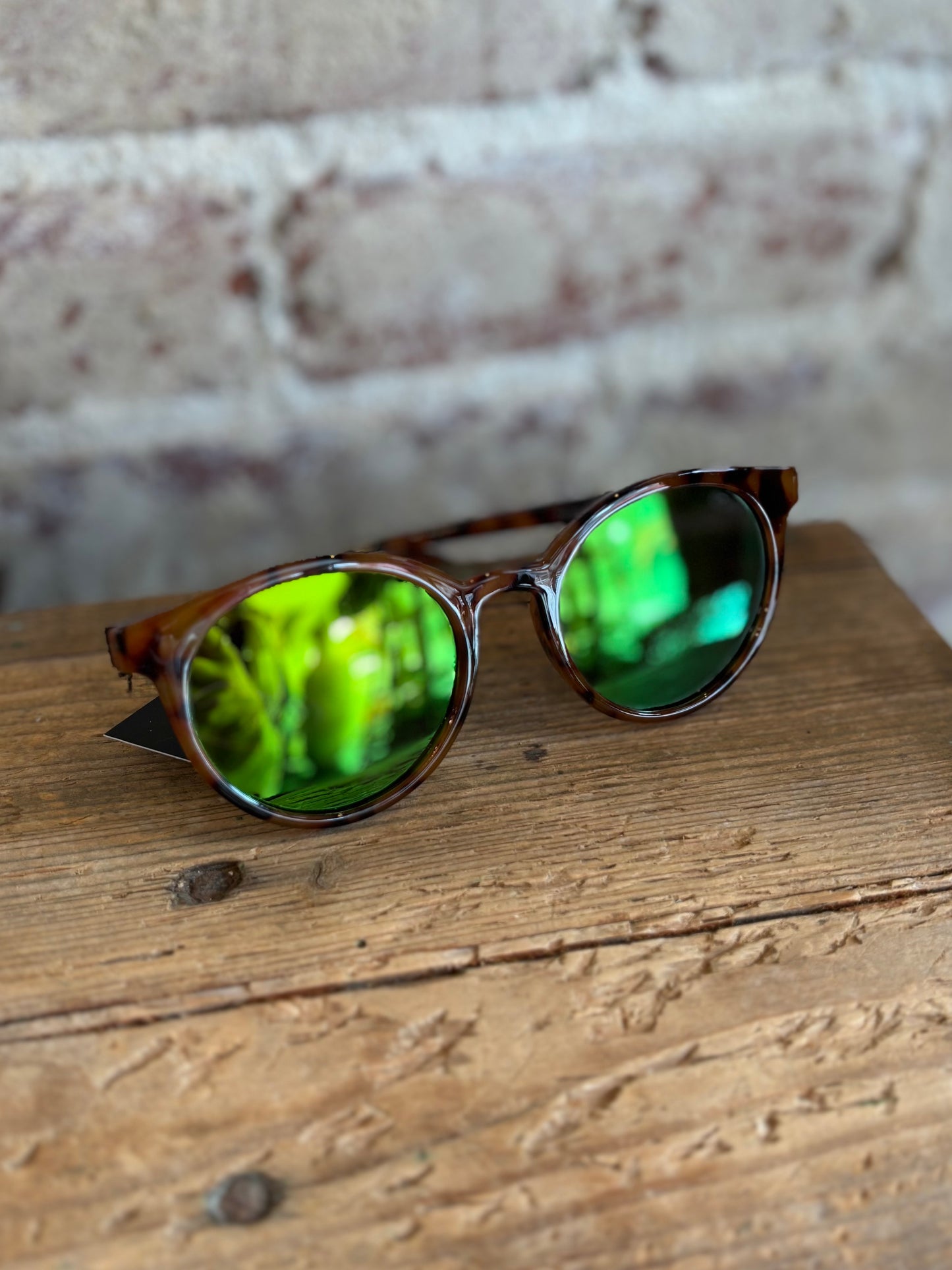 Heron Polarized Round Sunglasses - Tortoise