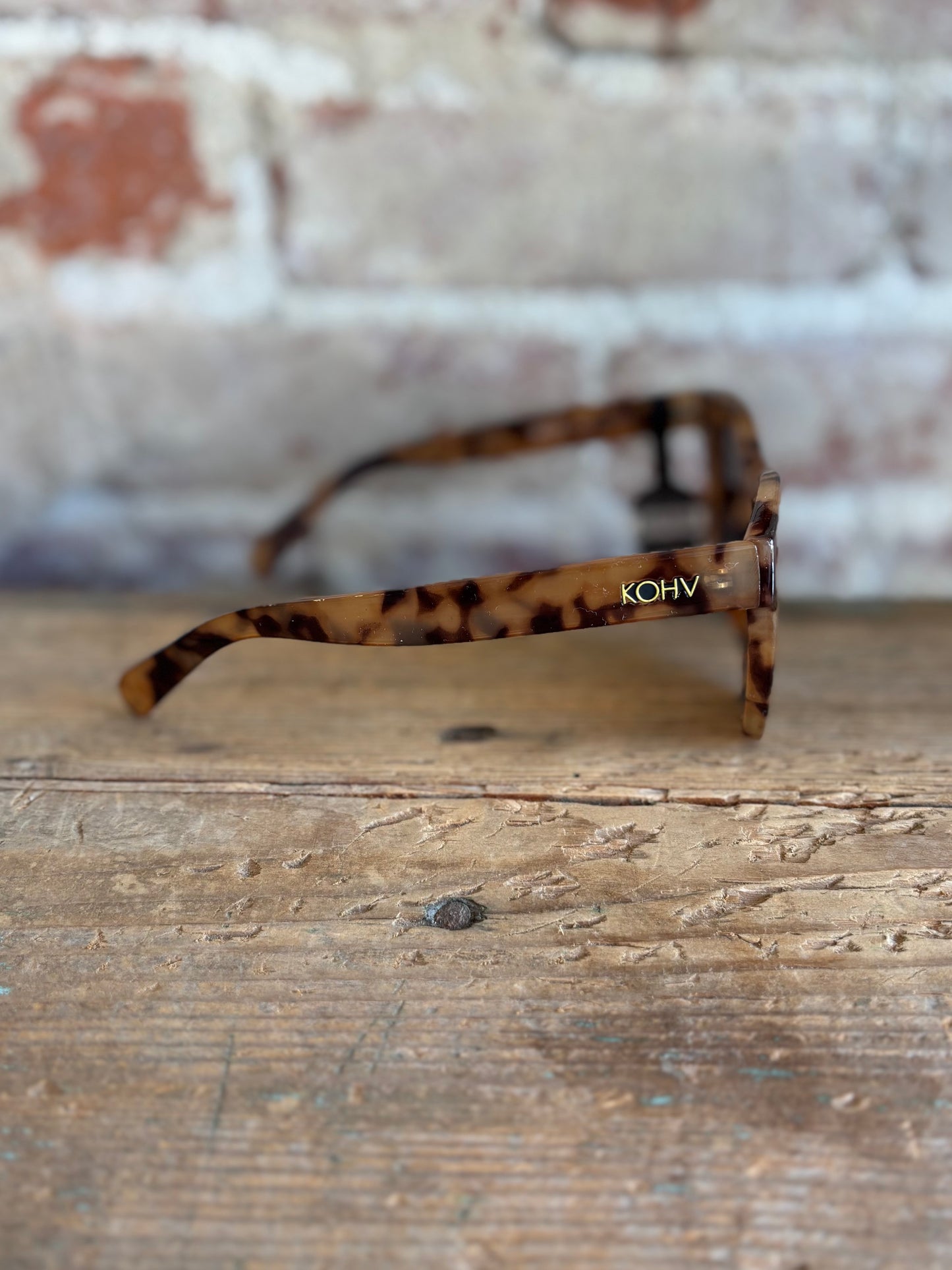 Bailey Tortoise Polarized Sunglasses - Dark