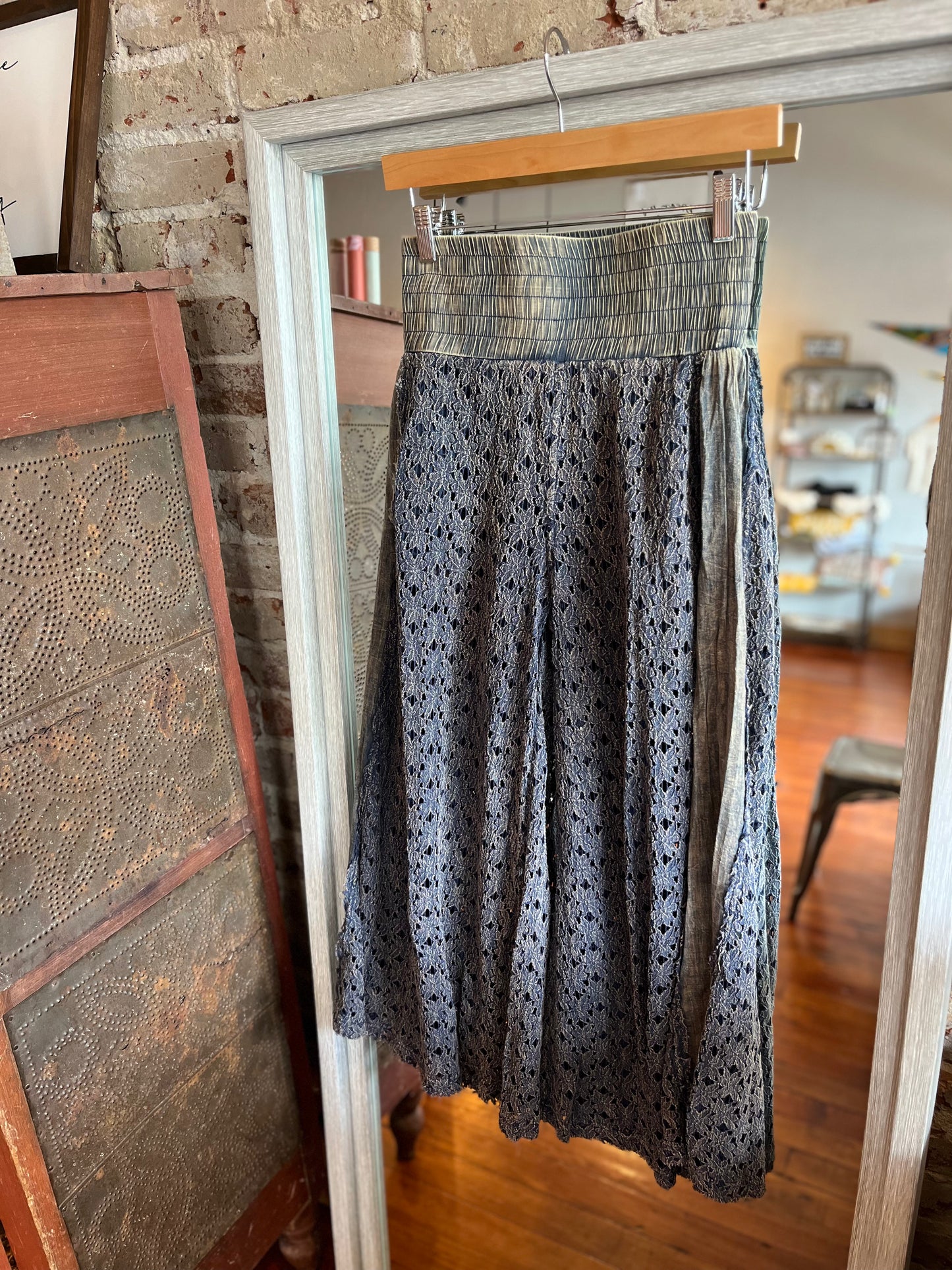 Mineral Washed Lace Wide Leg Pants- Navy