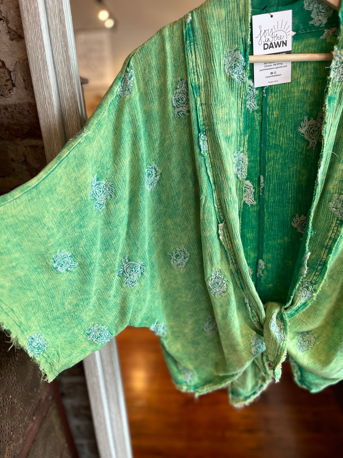 Flower Embroidered Duster- Grass Green