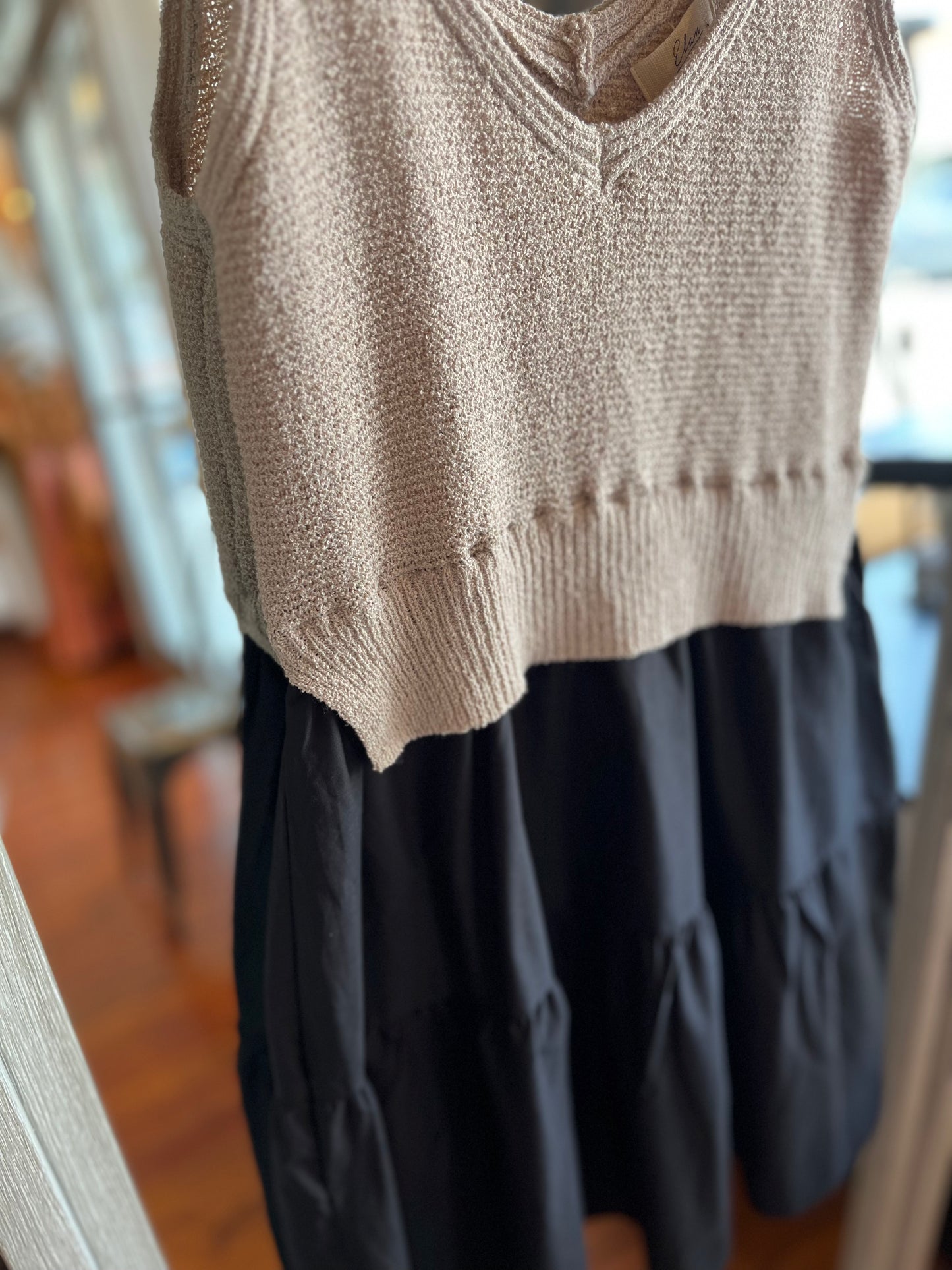 Aries 2.0 Dress- Black/Natural