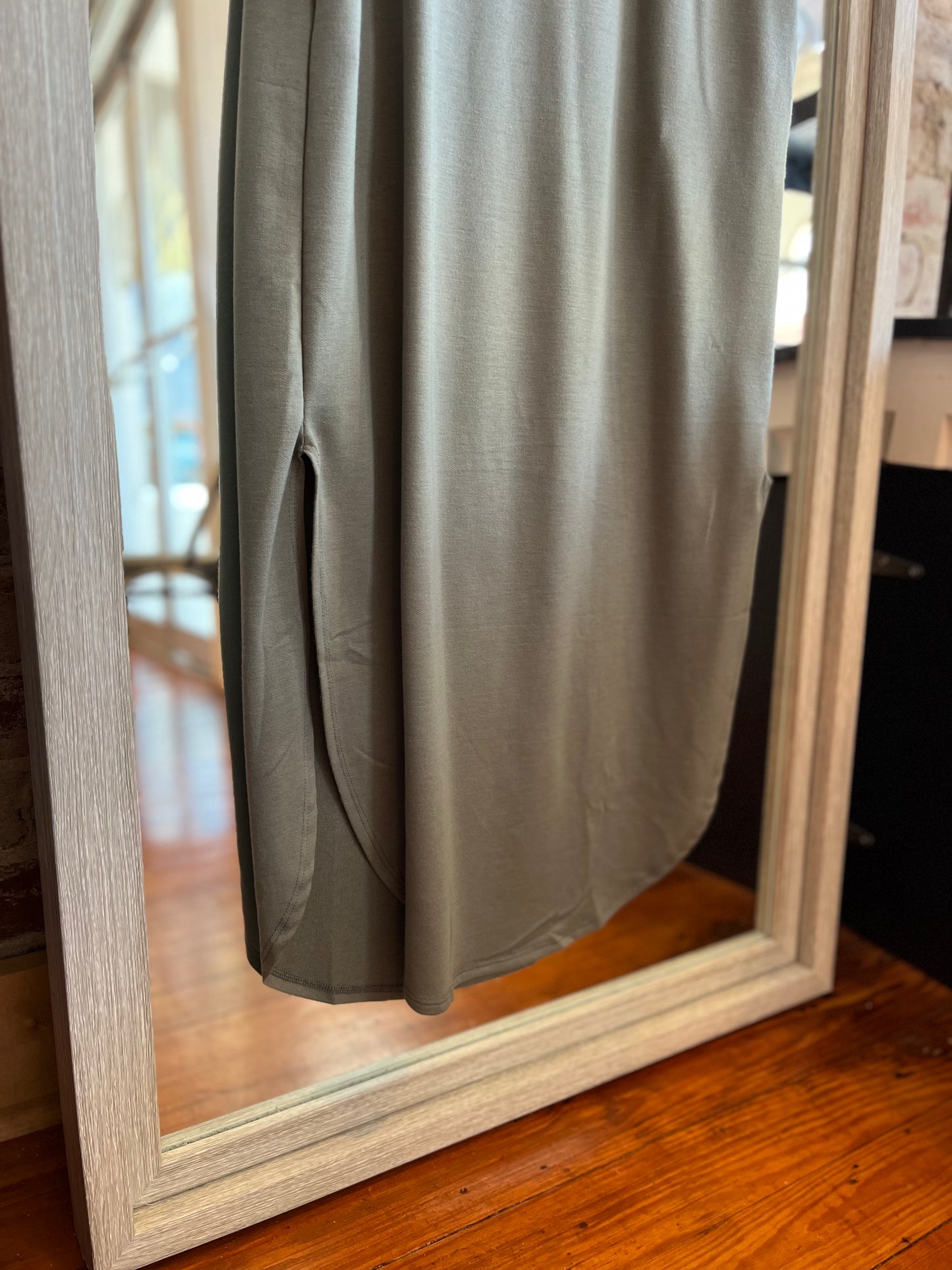 Cassie Sleeveless Pocket Maxi Dress- Light Olive