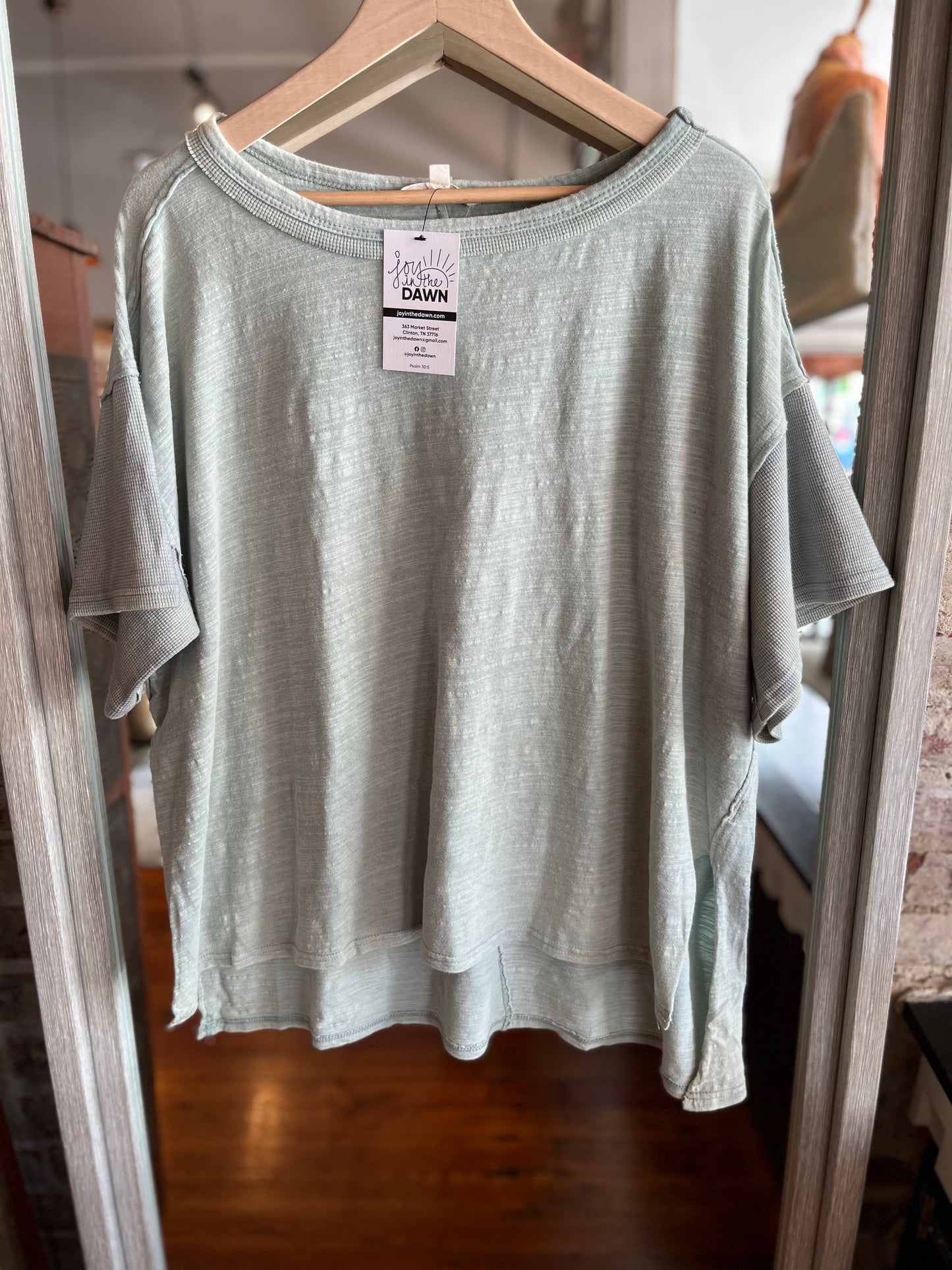 Thermal Sleeve Tee- Light Blue