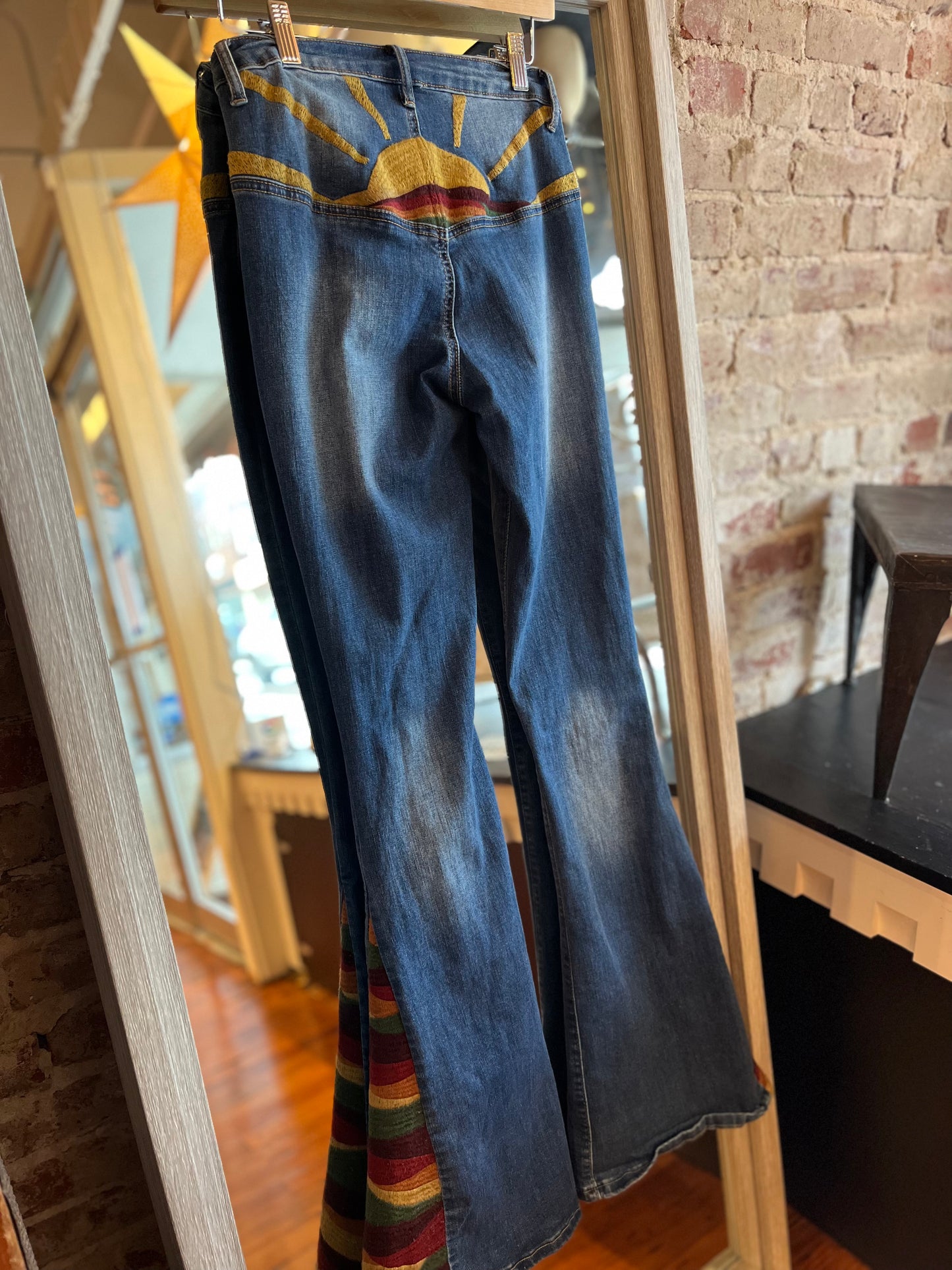 SUNRISE Embroidered Flare Jeans