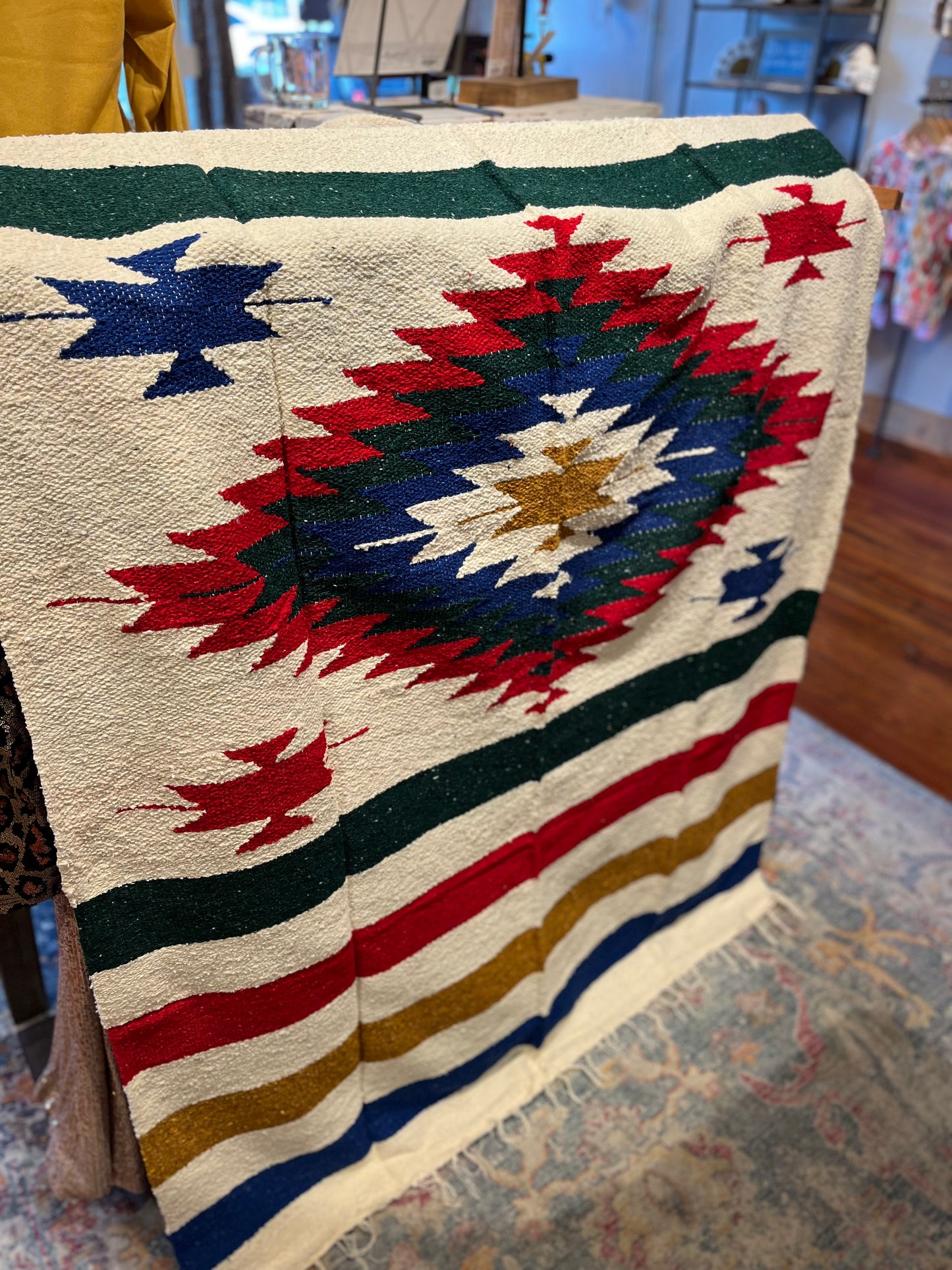 White Fiesta Diamond Blanket
