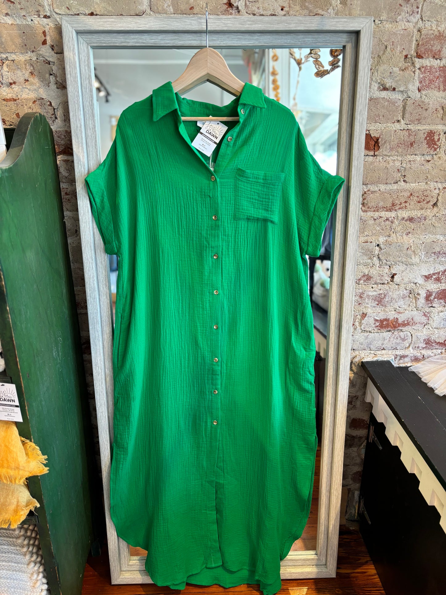 Button-Up Maxi Shirt- Kelly Green