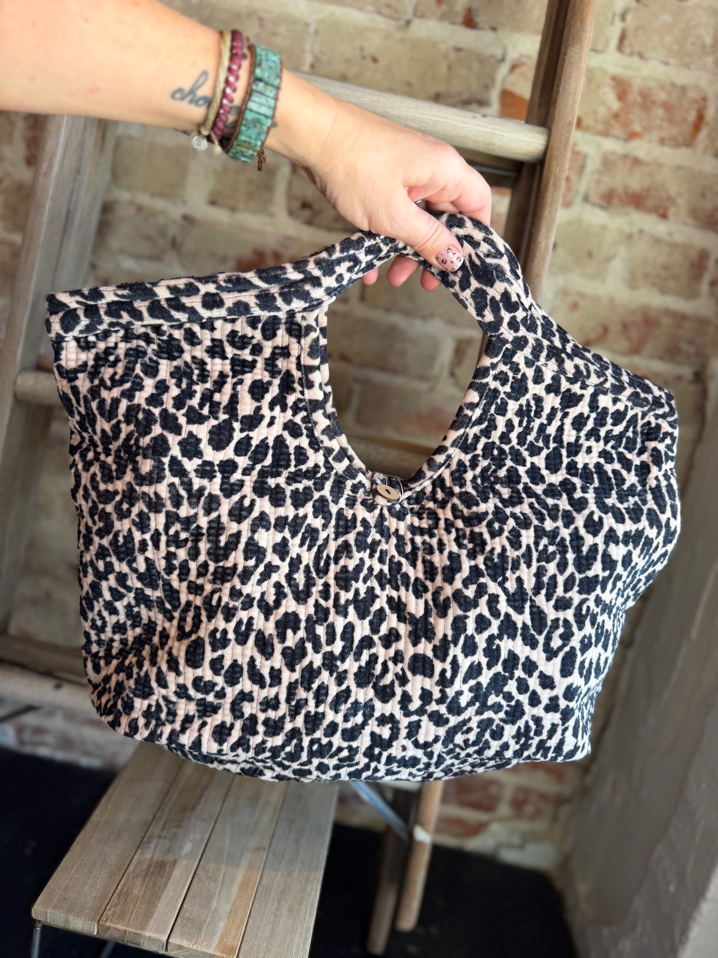 Velvet Luna Bag- Leopard
