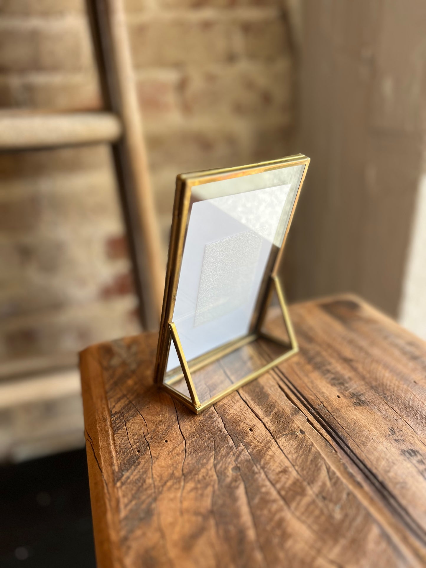 Vertical Brass Standing Frame - 4x6
