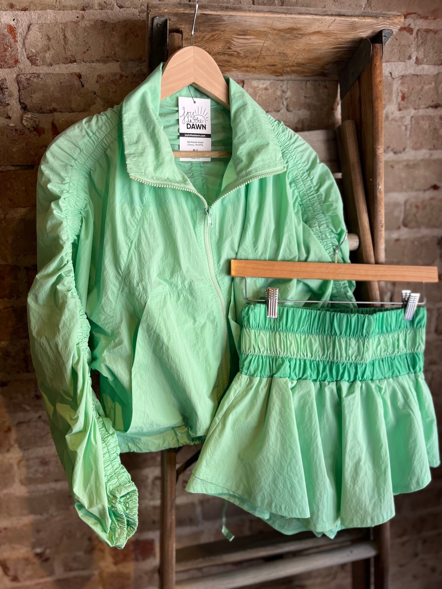 Sporty Windbreaker- Apple Green