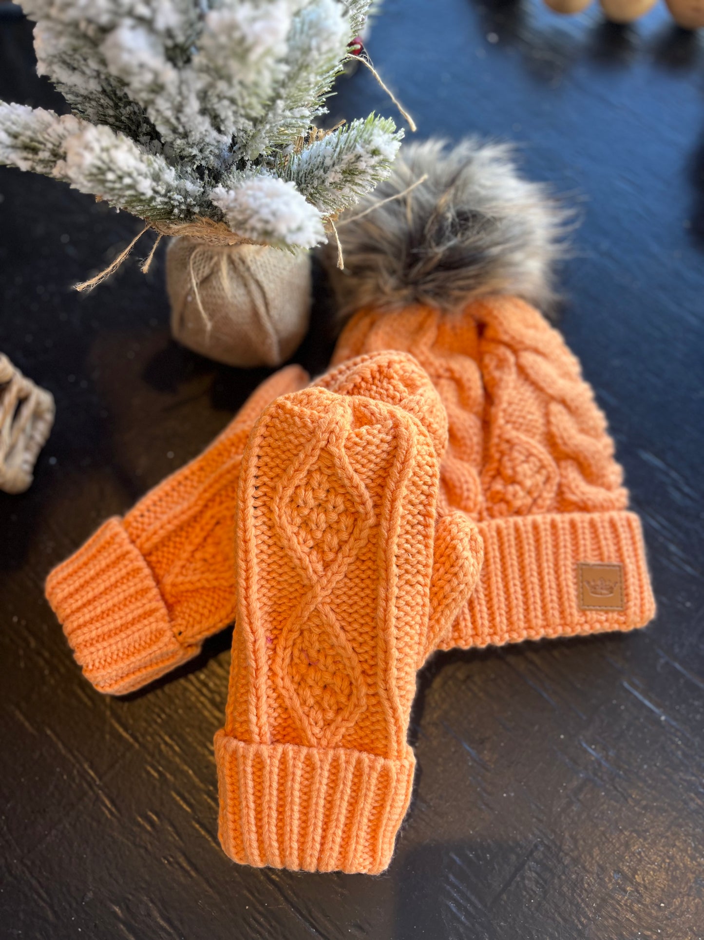 Cable Knit Mittens - Light Orange