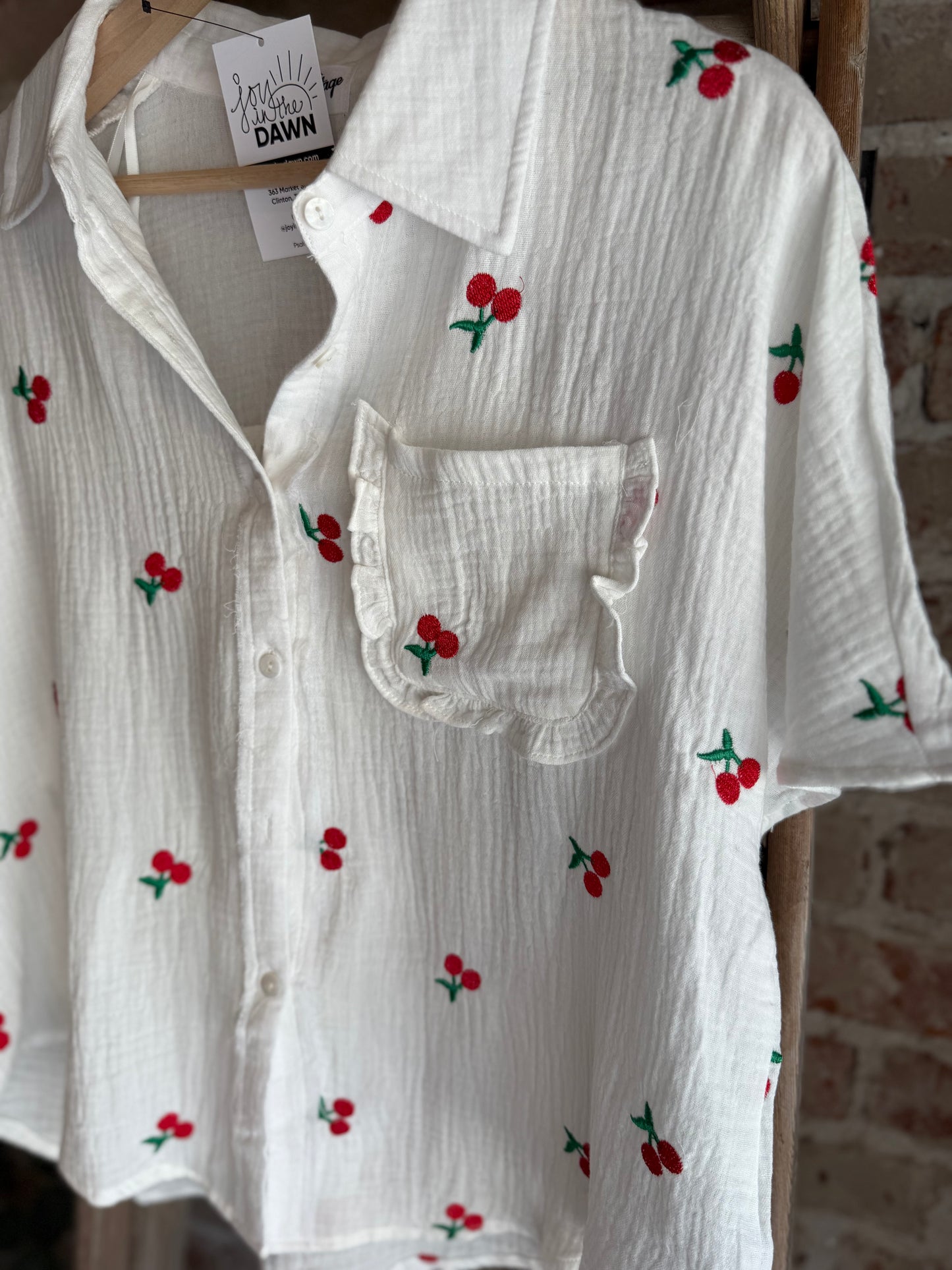 Amour Cerise Blouse