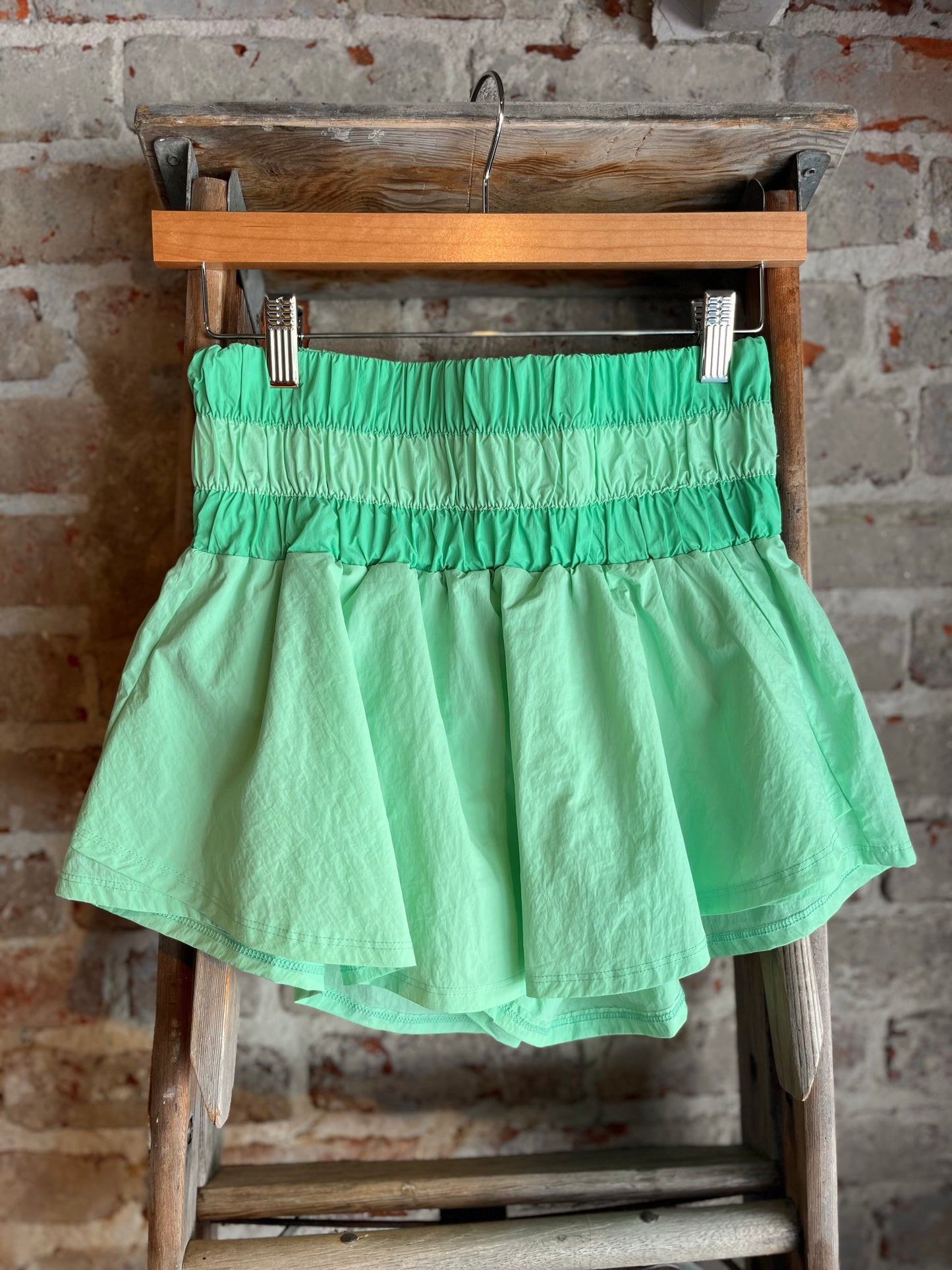 Colorblock Sporty Shorts- Apple Green