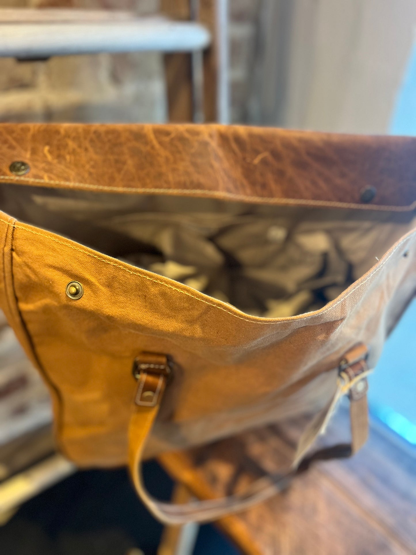 Canvas Shoulder Bag - Brown