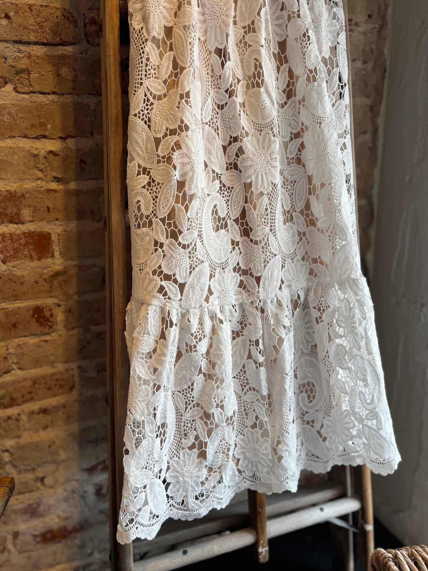 Solid Lace Midi Dress - White