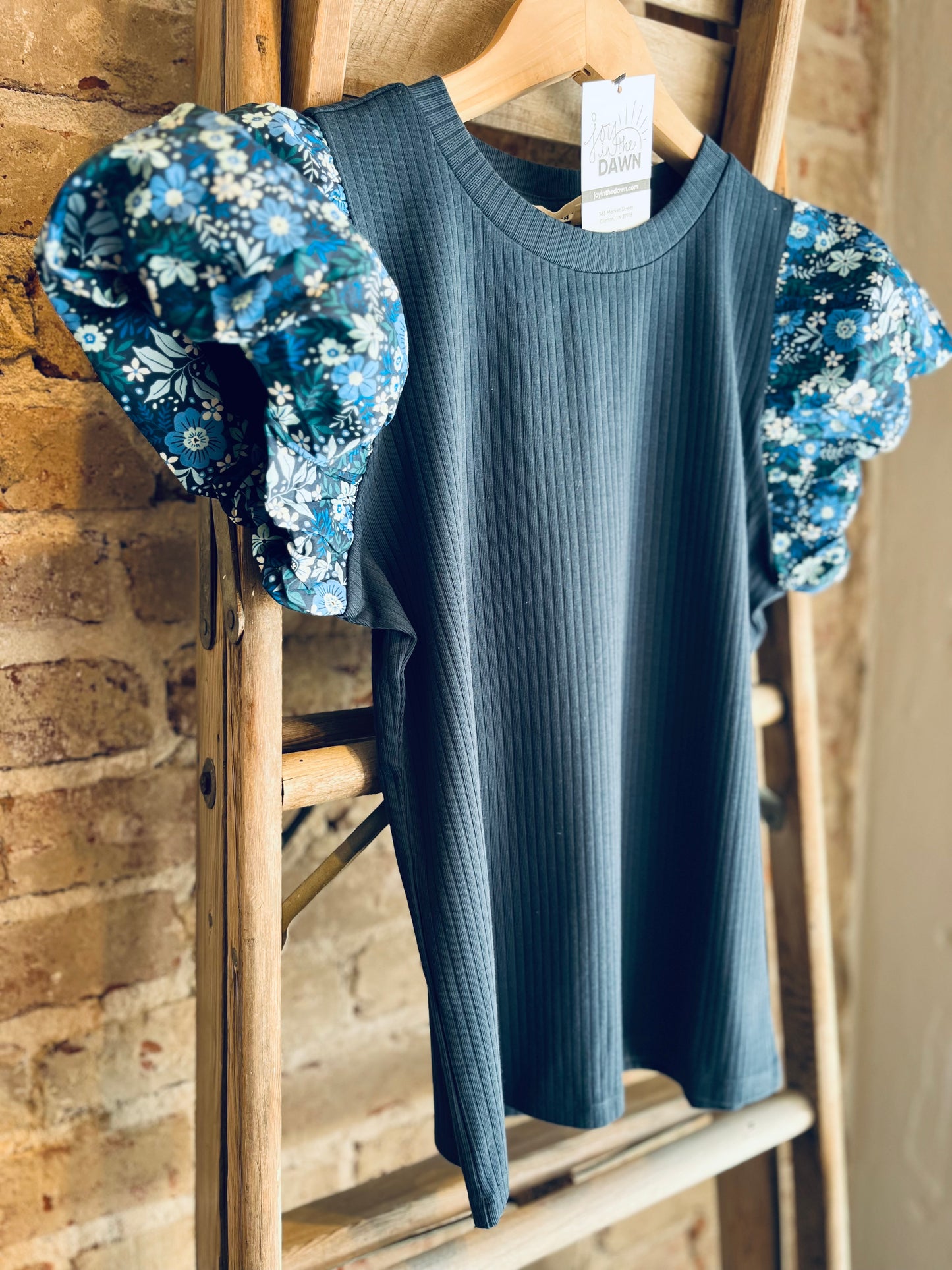 Floral Flare Ribbed Top- Navy