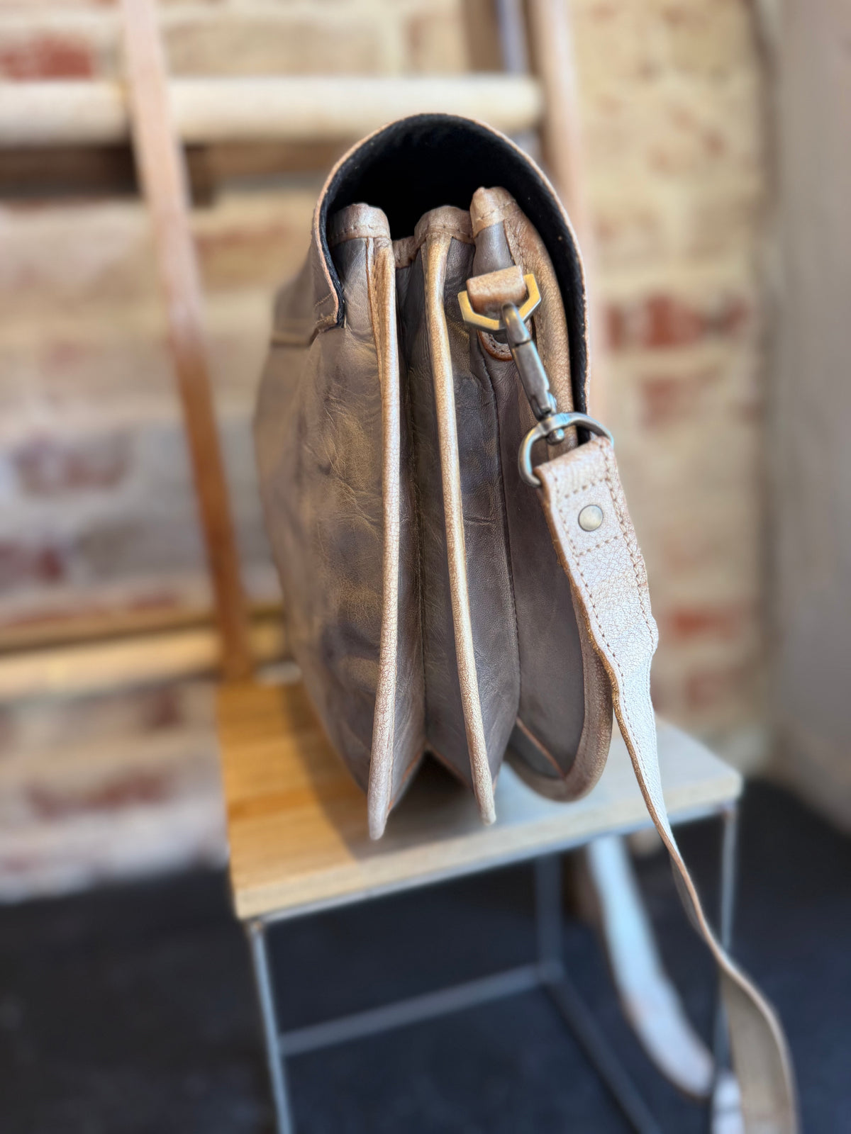 Sequoia Leather Bag - Rustic Gray