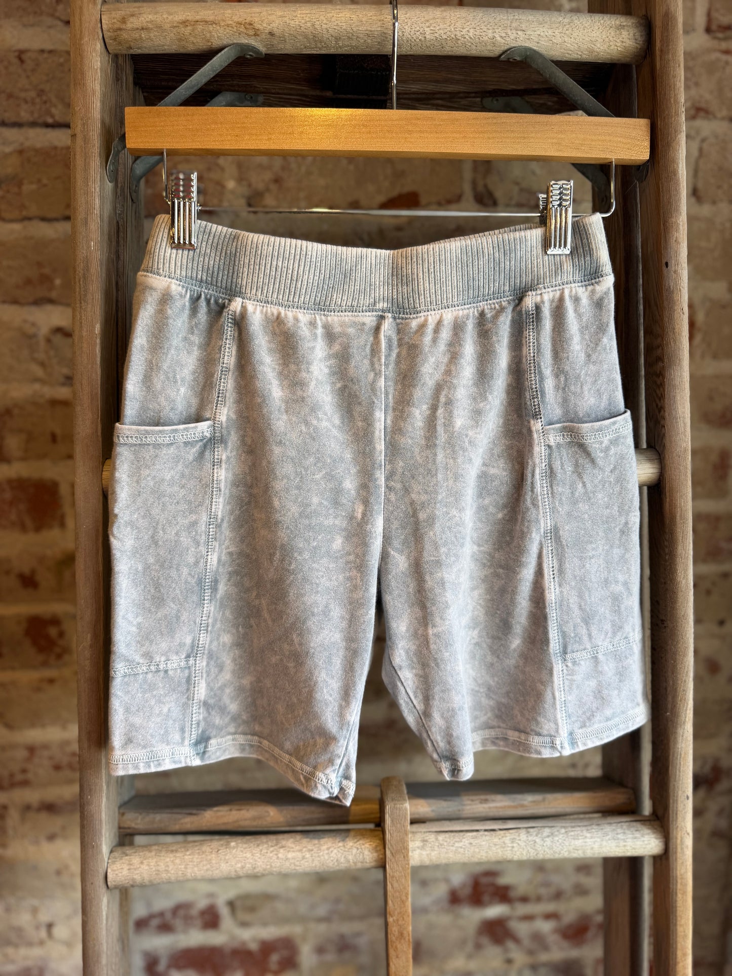 Mineral Wash Biker Shorts - Silver Grey