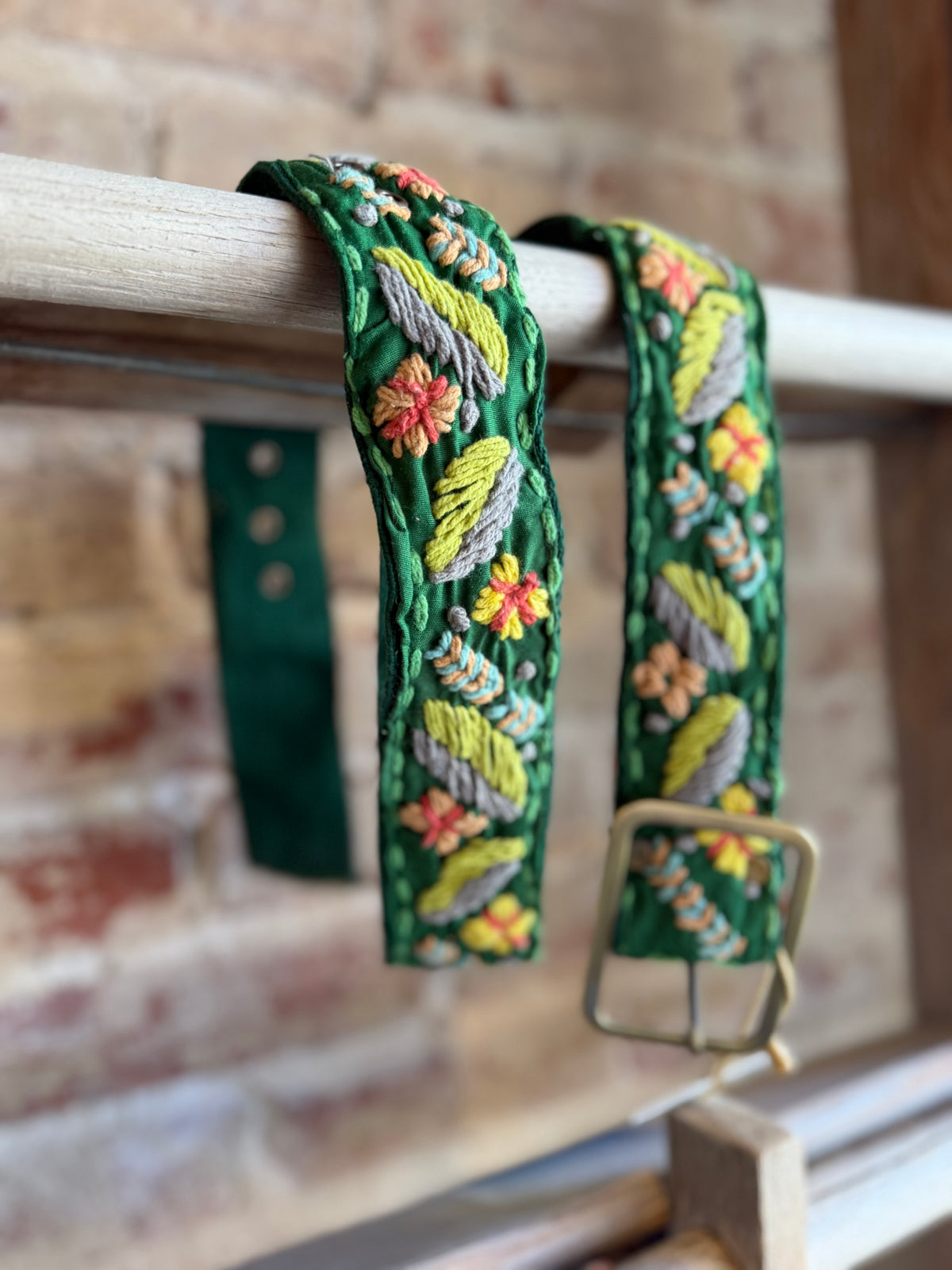 Floral Embroidered Belt - Green