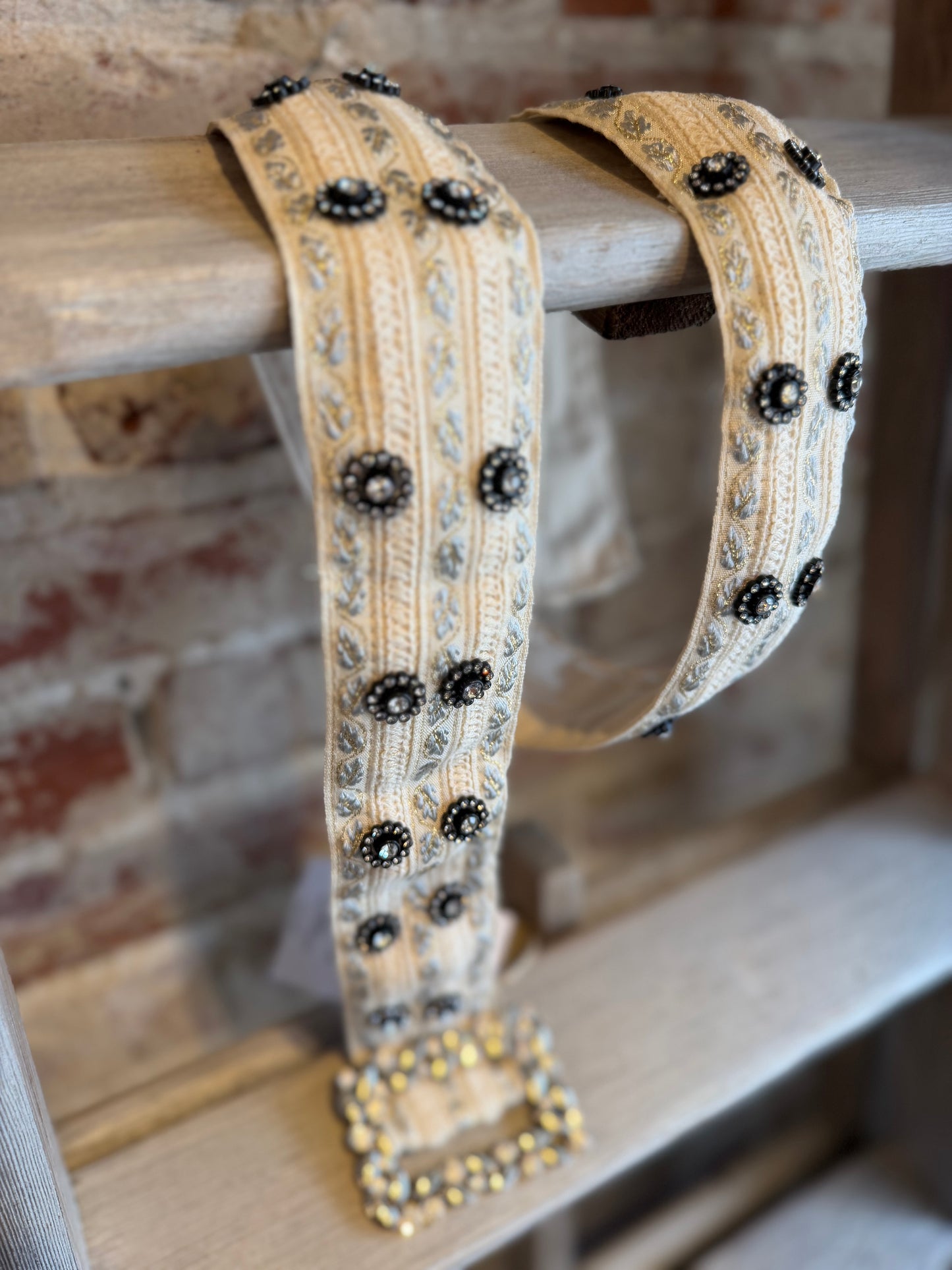 Sparkly Square Buckle Belt - Cream