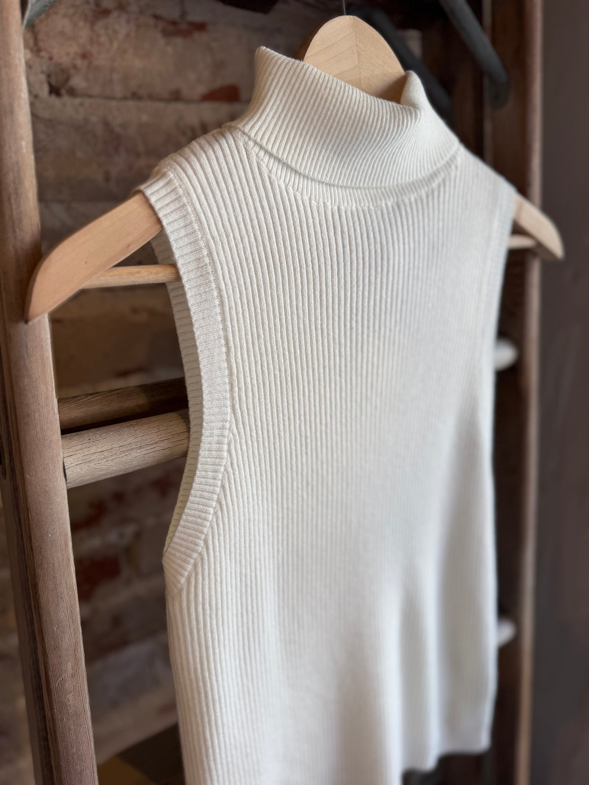 Knit Turtleneck Sleeveless Top- Off White