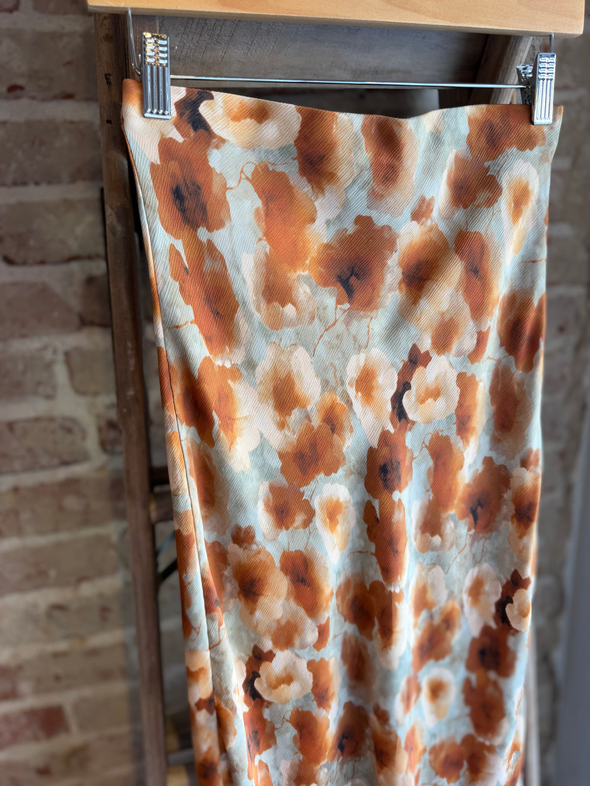 Woven Floral Pencil Midi Skirt