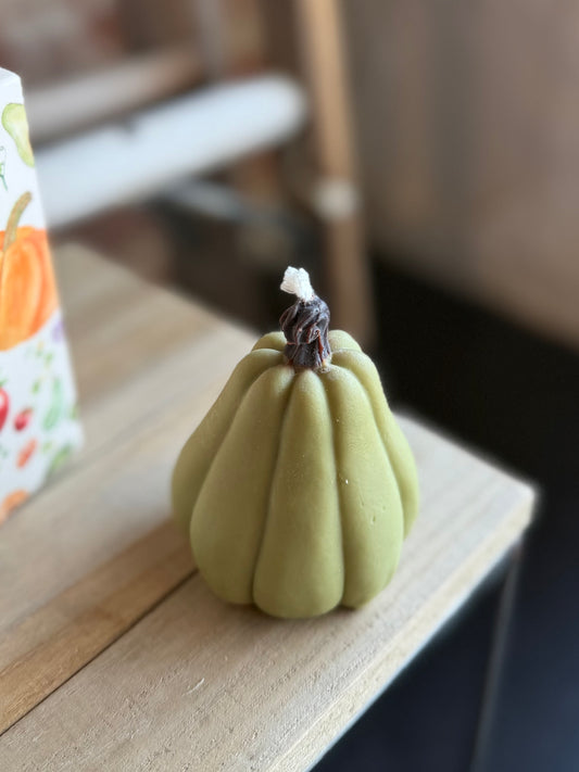 Hubbard Pumpkin Candle-Unscented